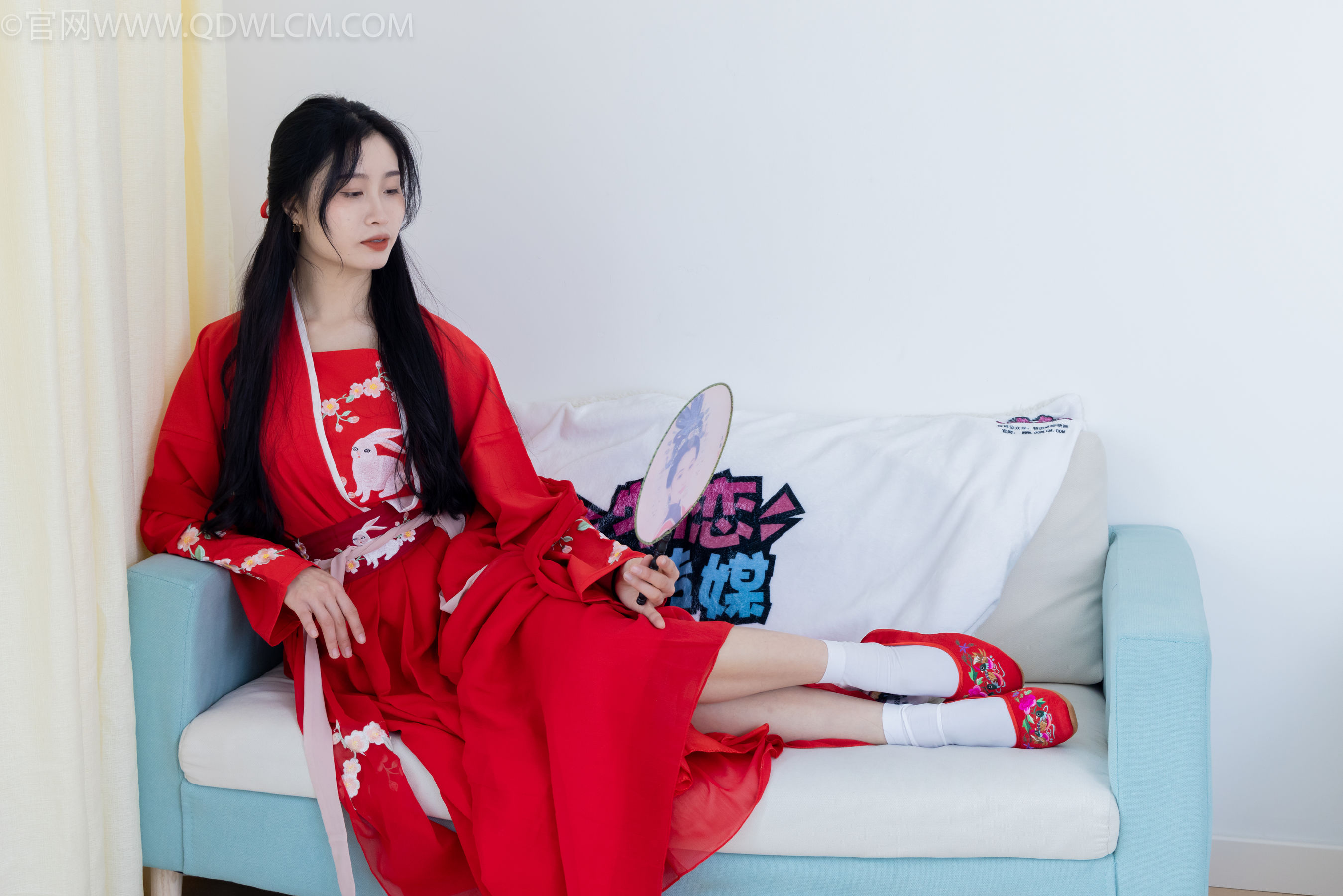 物恋传媒 No.2328 绒绒 - 汉服、布鞋、白棉袜、红色船袜/(174P)