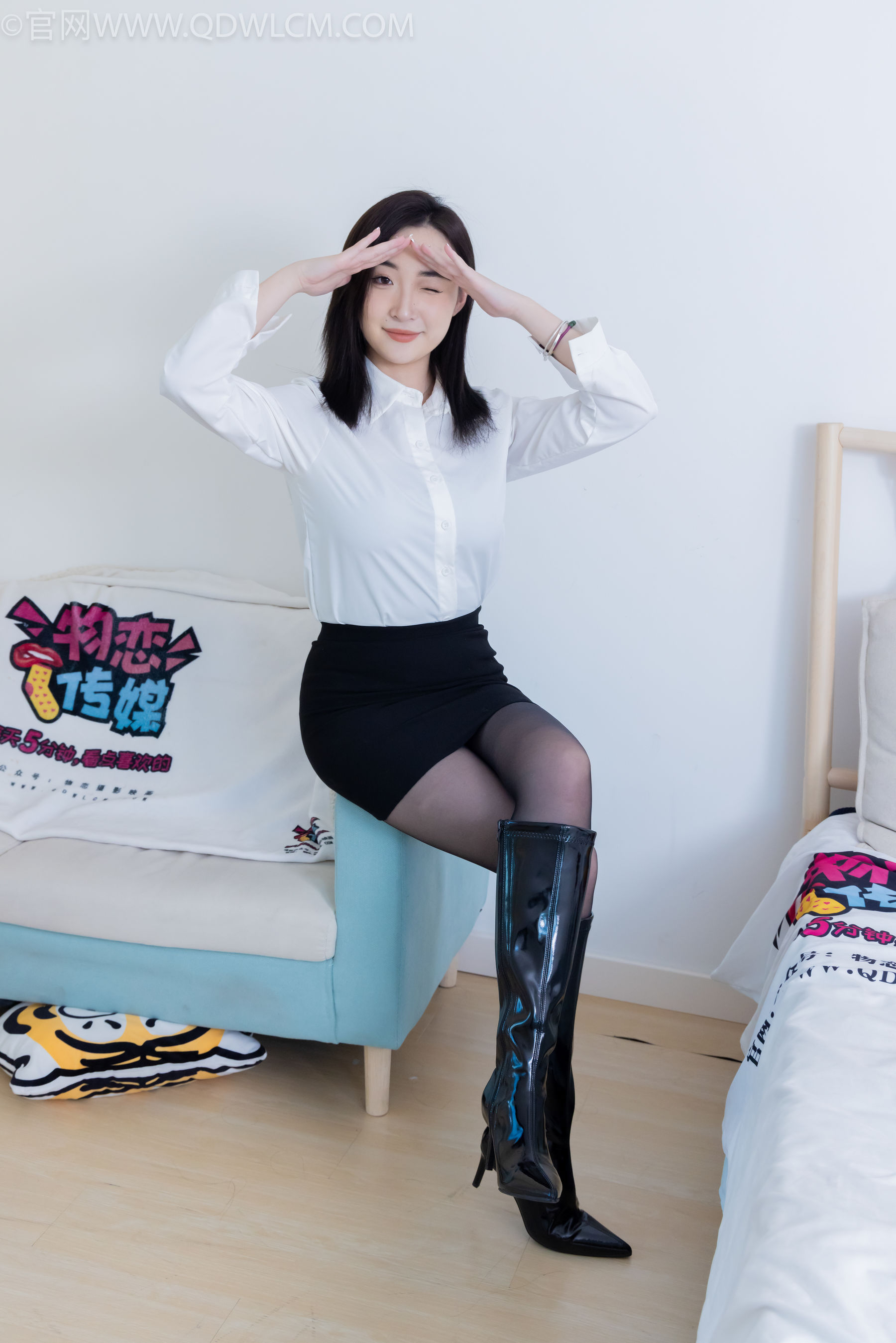 物恋传媒 No.2333 恬恬 - 长靴、薄黑丝、长靴/(236P)