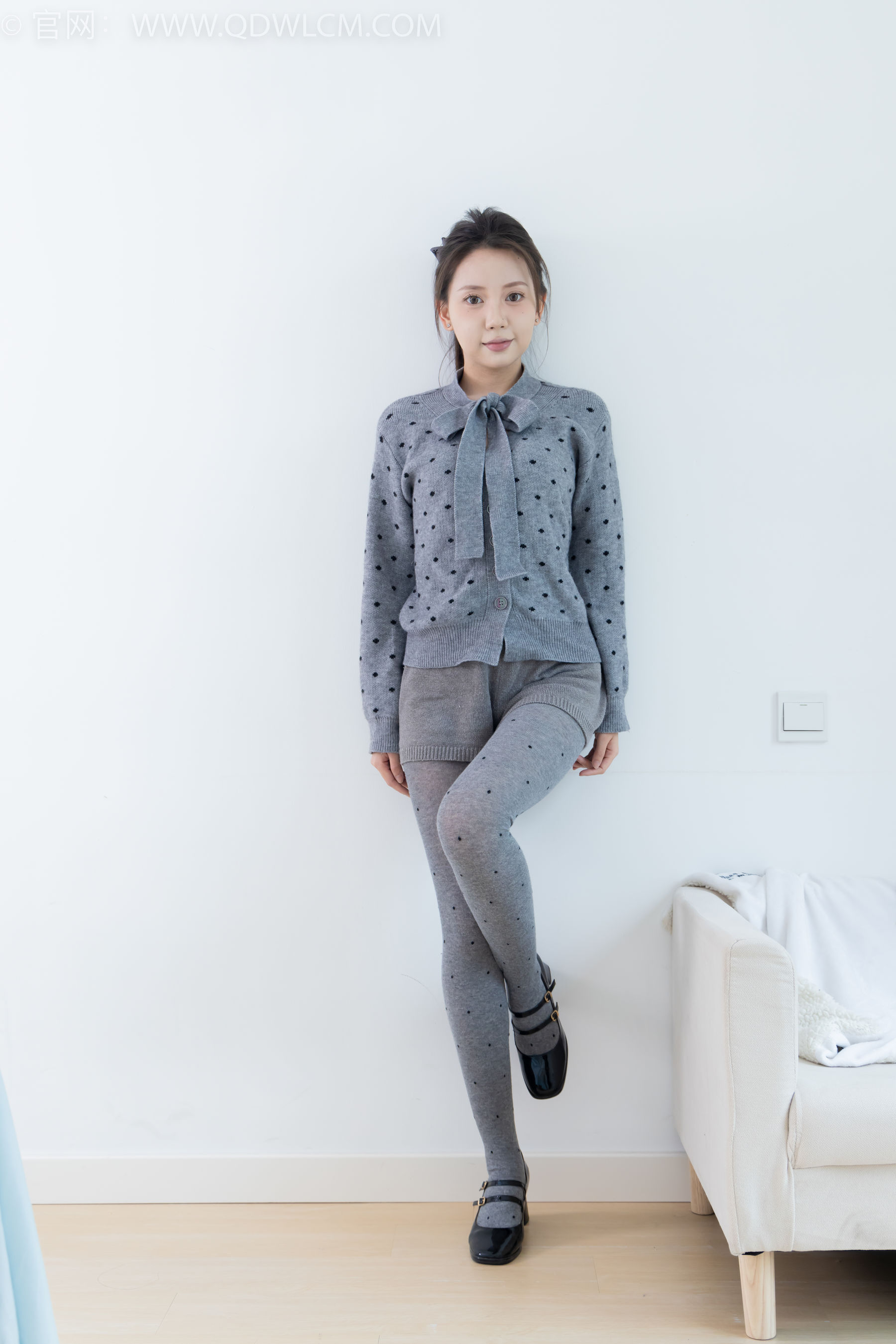 物恋传媒 No.2355 小曦 - 皮鞋、厚灰丝/(160P)