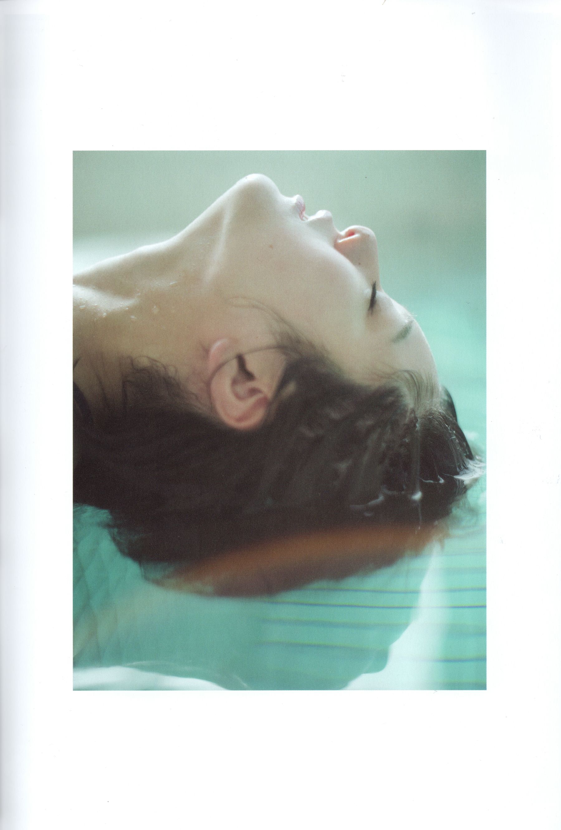 大西桃香 - 桃の眺め方/(119P)