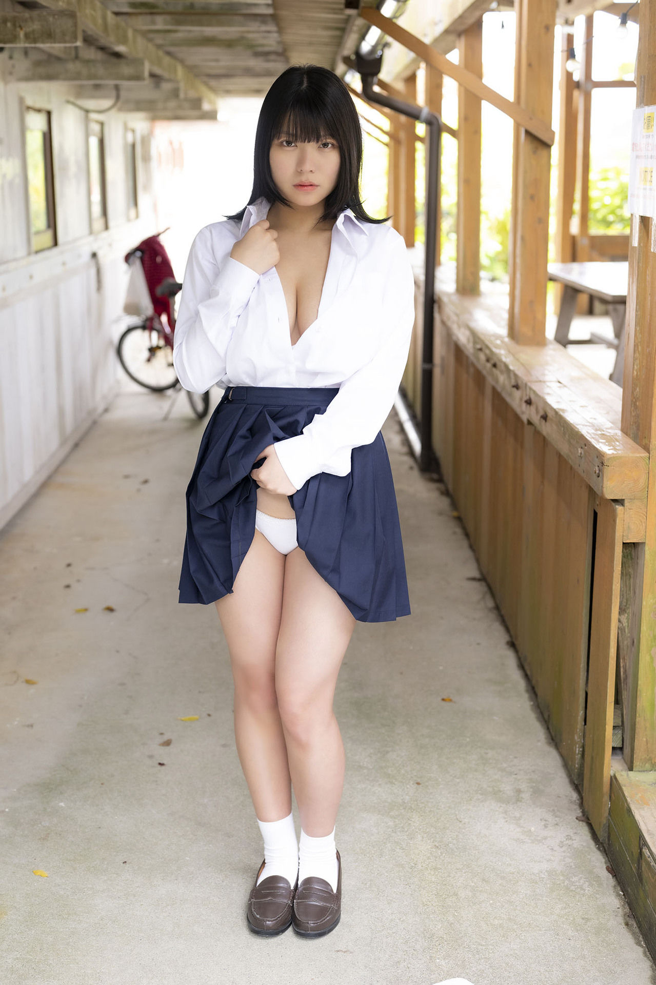 大葉めも - 大きすぎる/(61P)