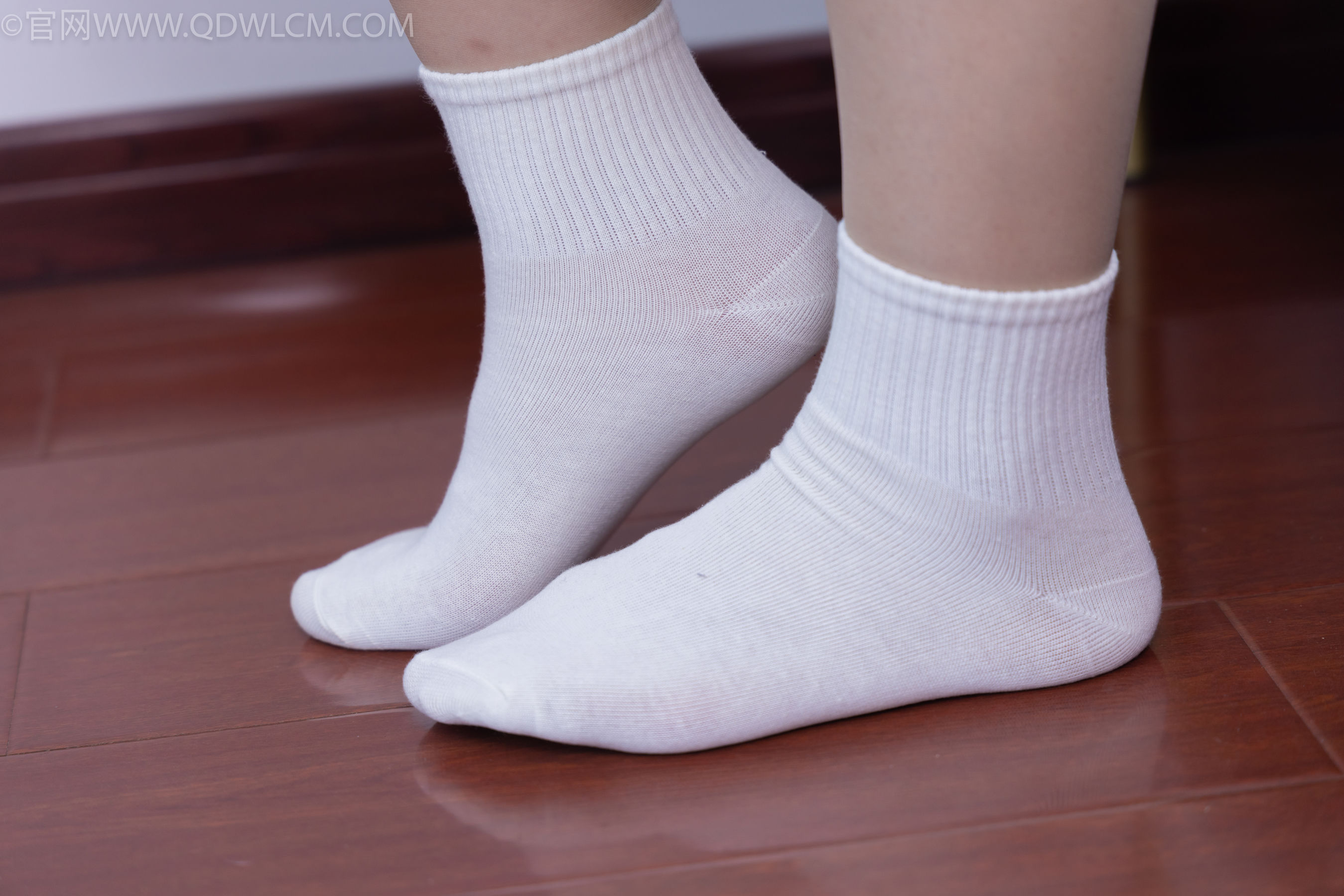 物恋传媒 No.2330 纱纱 - 汉服、皮鞋、白棉袜、薄肉丝/(219P)