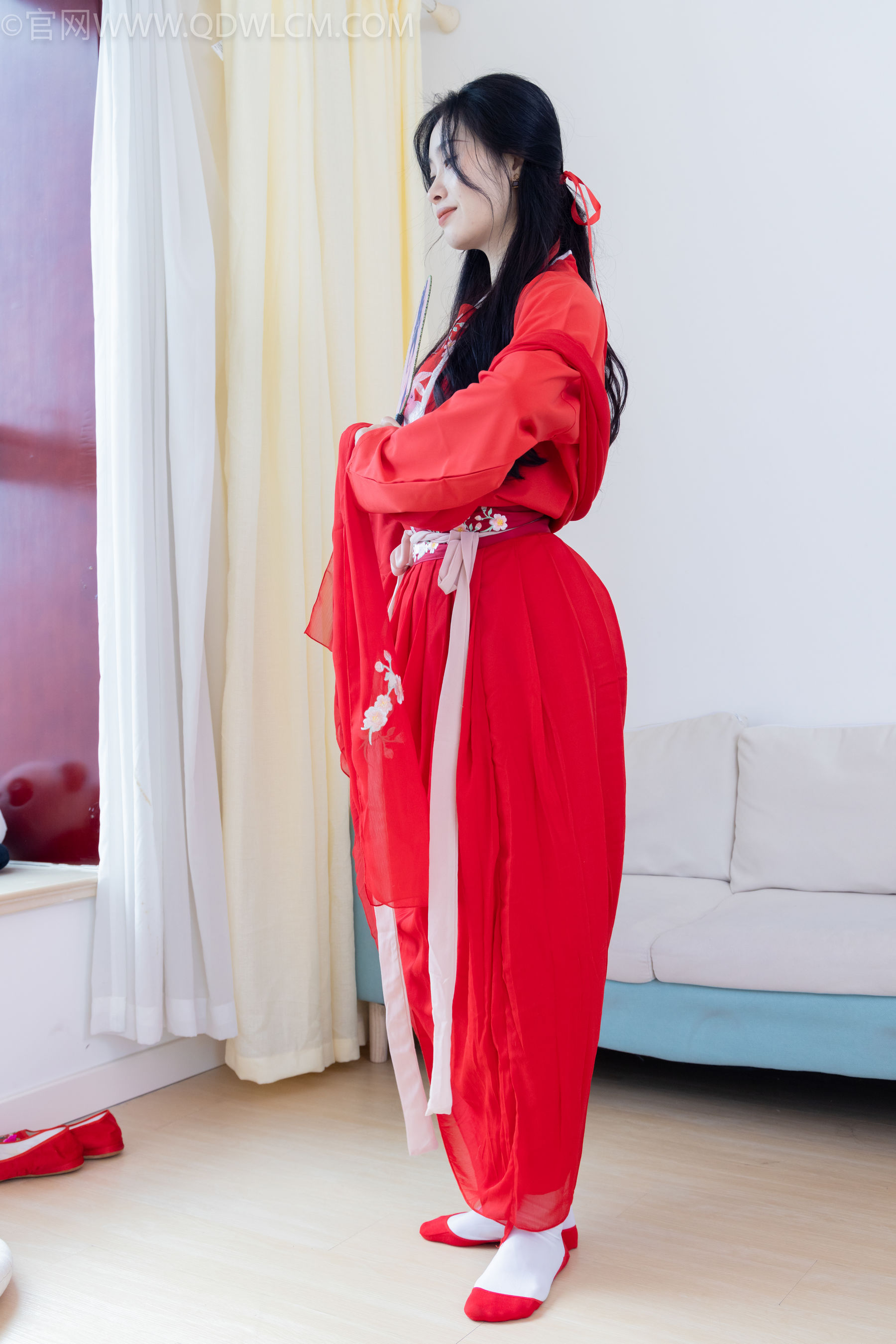 物恋传媒 No.2328 绒绒 - 汉服、布鞋、白棉袜、红色船袜/(174P)