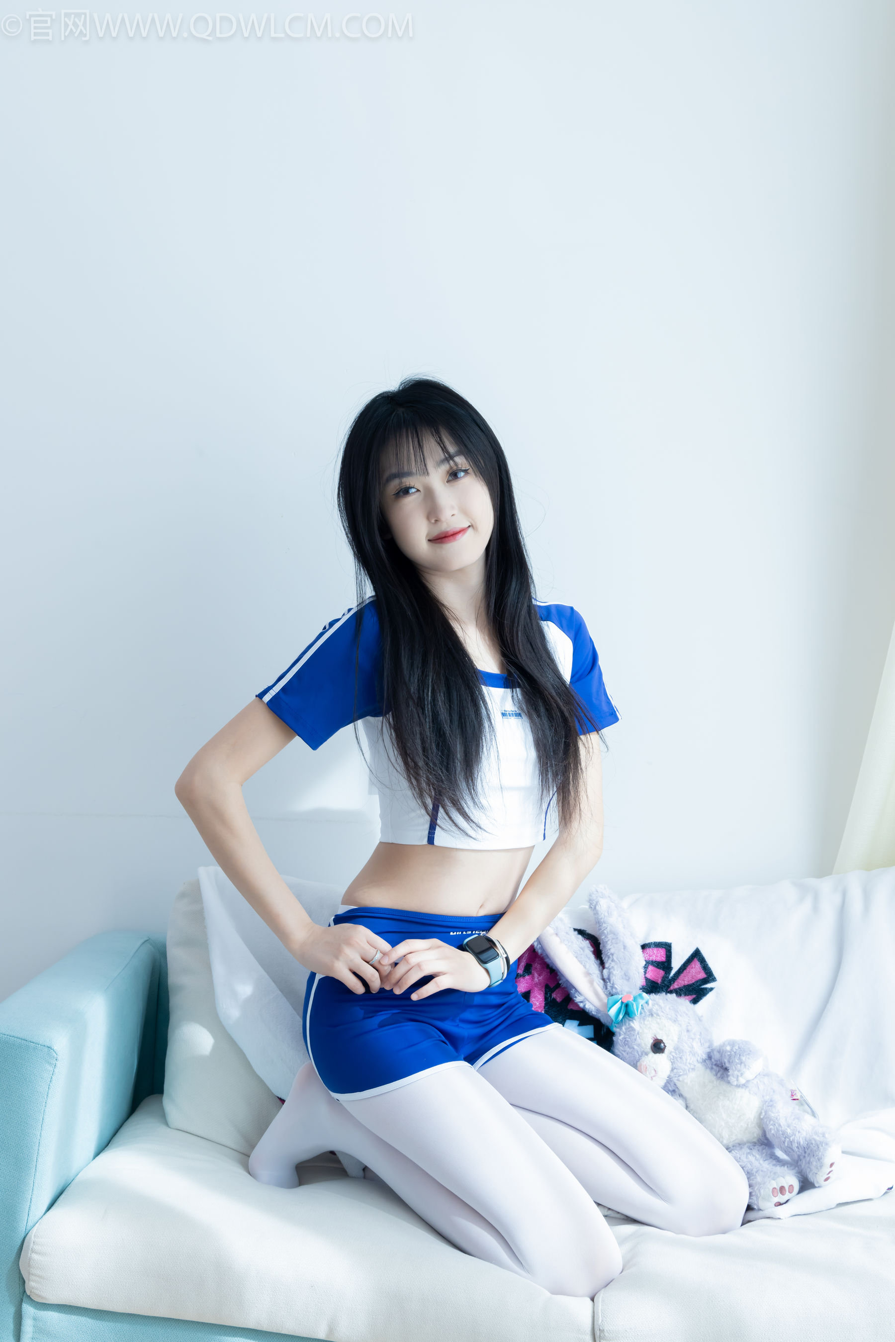 物恋传媒 No.2334 嘉木 - 运动鞋、厚白丝、裸足、裸足/(242P)