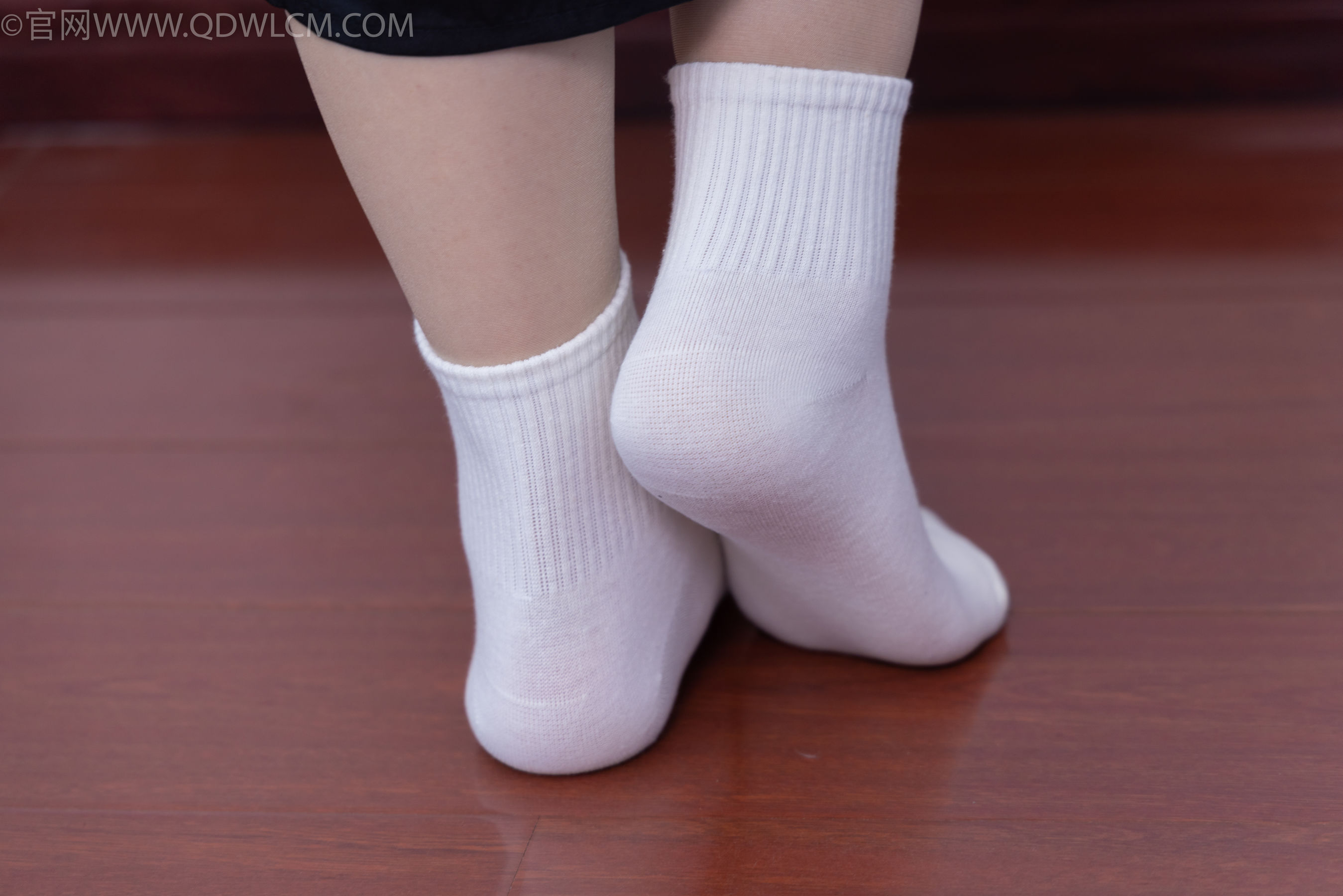 物恋传媒 No.2330 纱纱 - 汉服、皮鞋、白棉袜、薄肉丝/(219P)