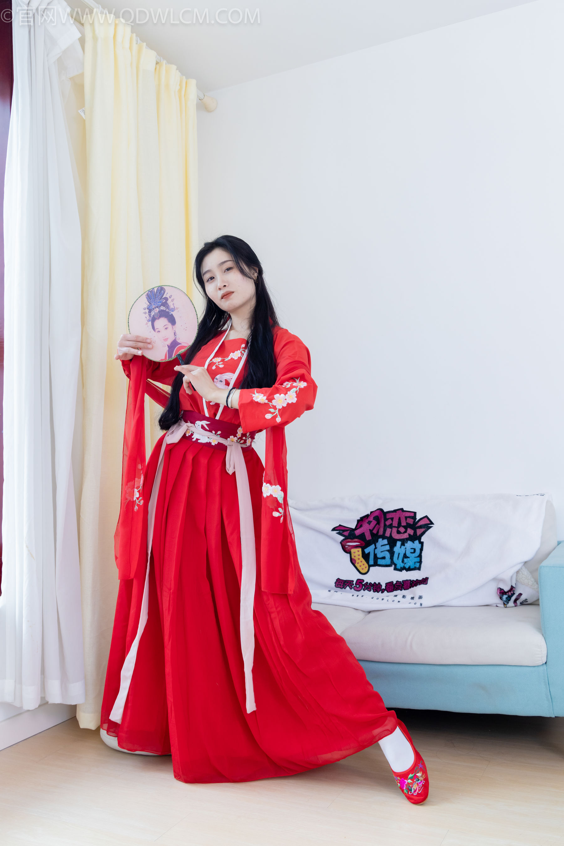 物恋传媒 No.2328 绒绒 - 汉服、布鞋、白棉袜、红色船袜/(174P)