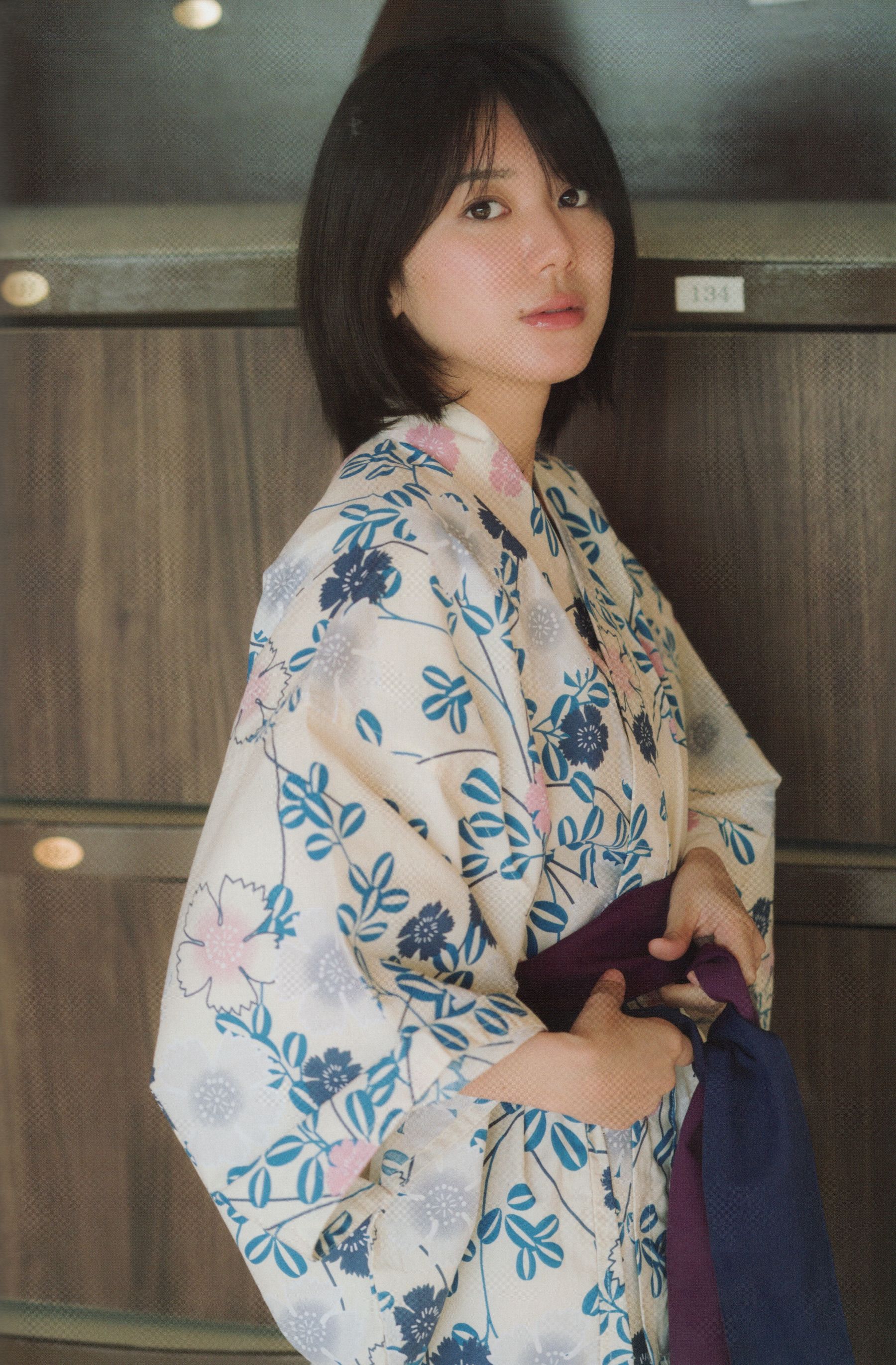 大西桃香 - 桃の眺め方/(119P)