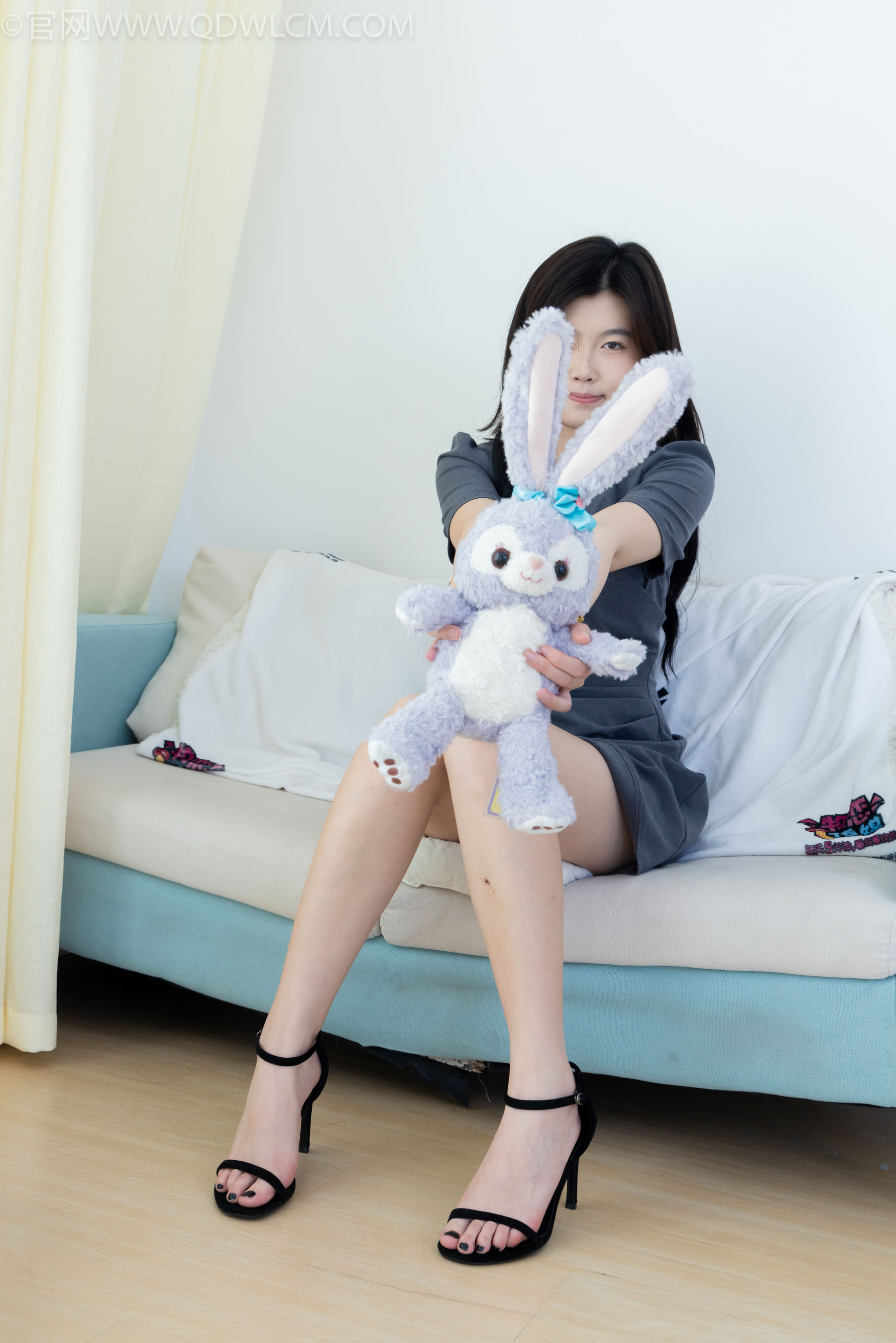 物恋传媒 No.2336 樱桃 - 三双高跟鞋、薄肉丝、裸足/(164P)