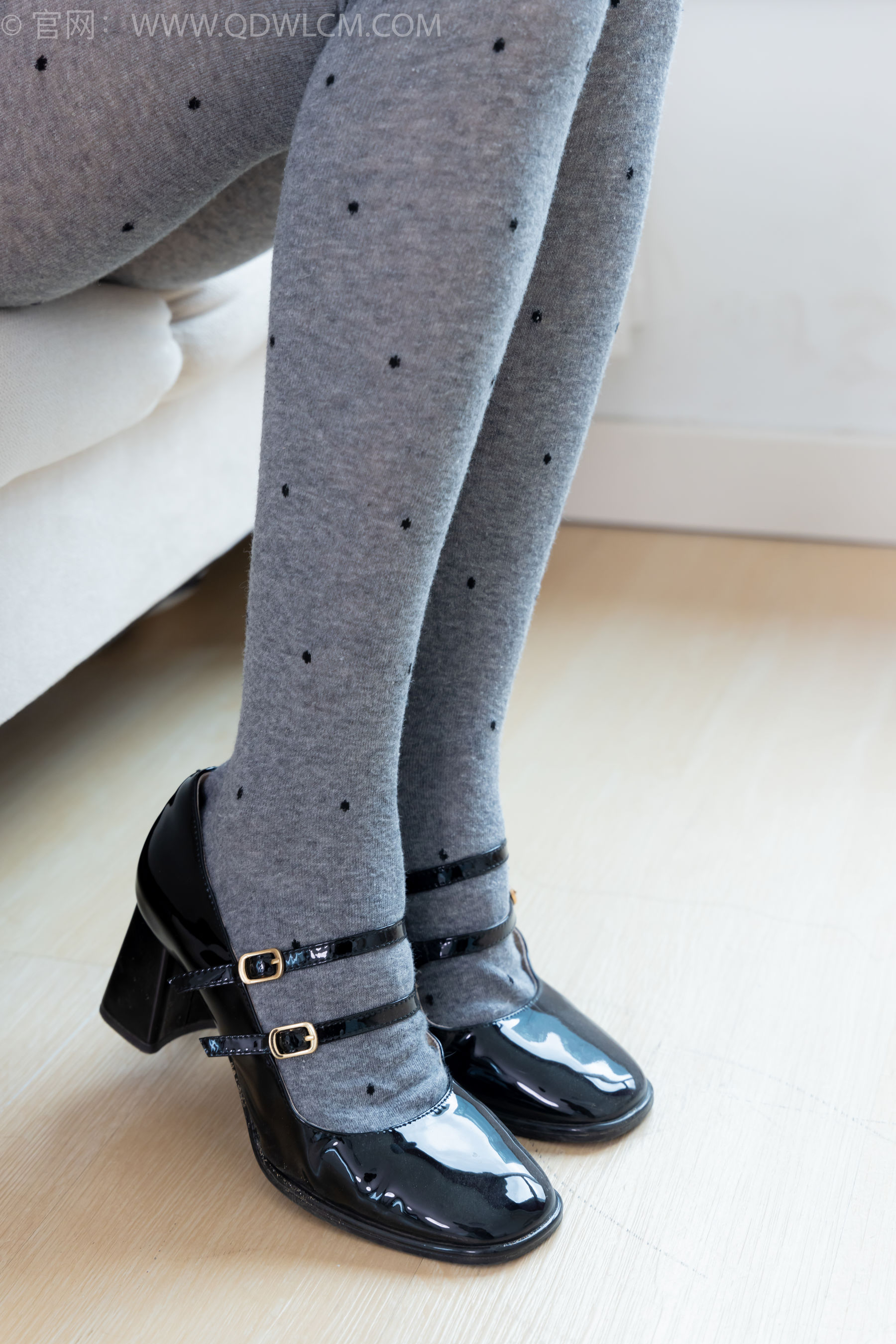 物恋传媒 No.2355 小曦 - 皮鞋、厚灰丝/(160P)