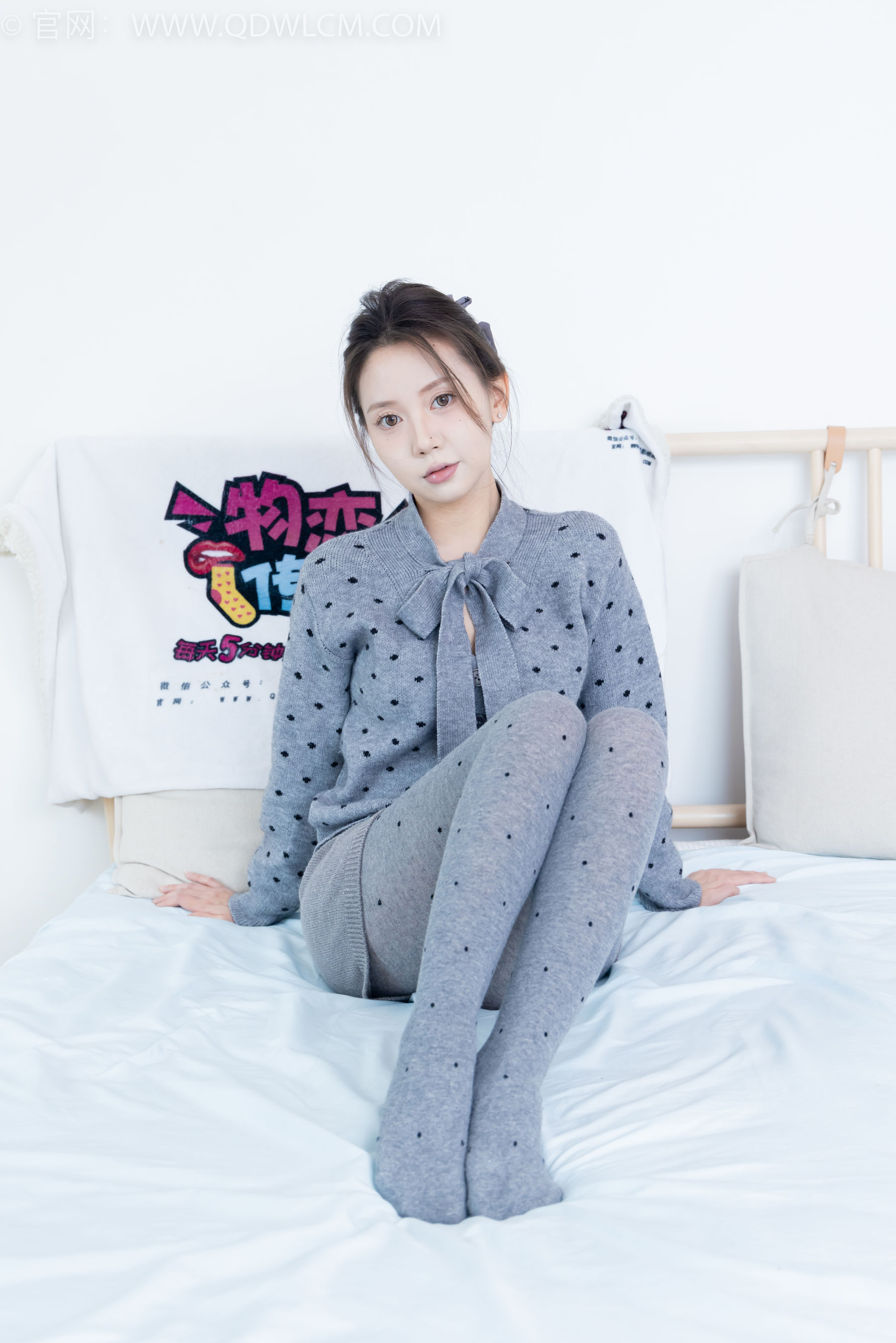 物恋传媒 No.2355 小曦 - 皮鞋、厚灰丝/(160P)