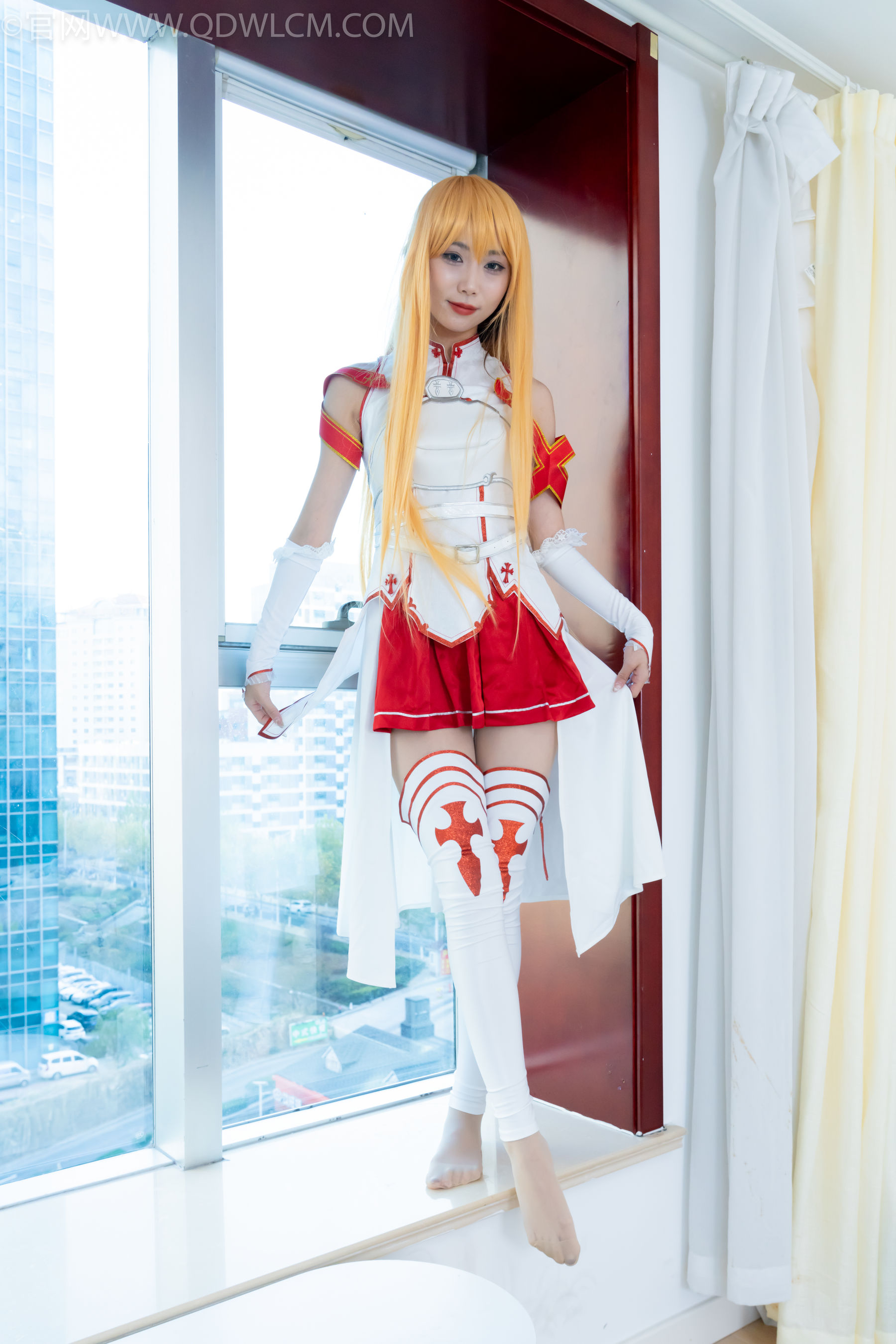 物恋传媒 No.2340 泡泡 - cos亚丝娜、长靴、袜套、薄肉丝/(156P)