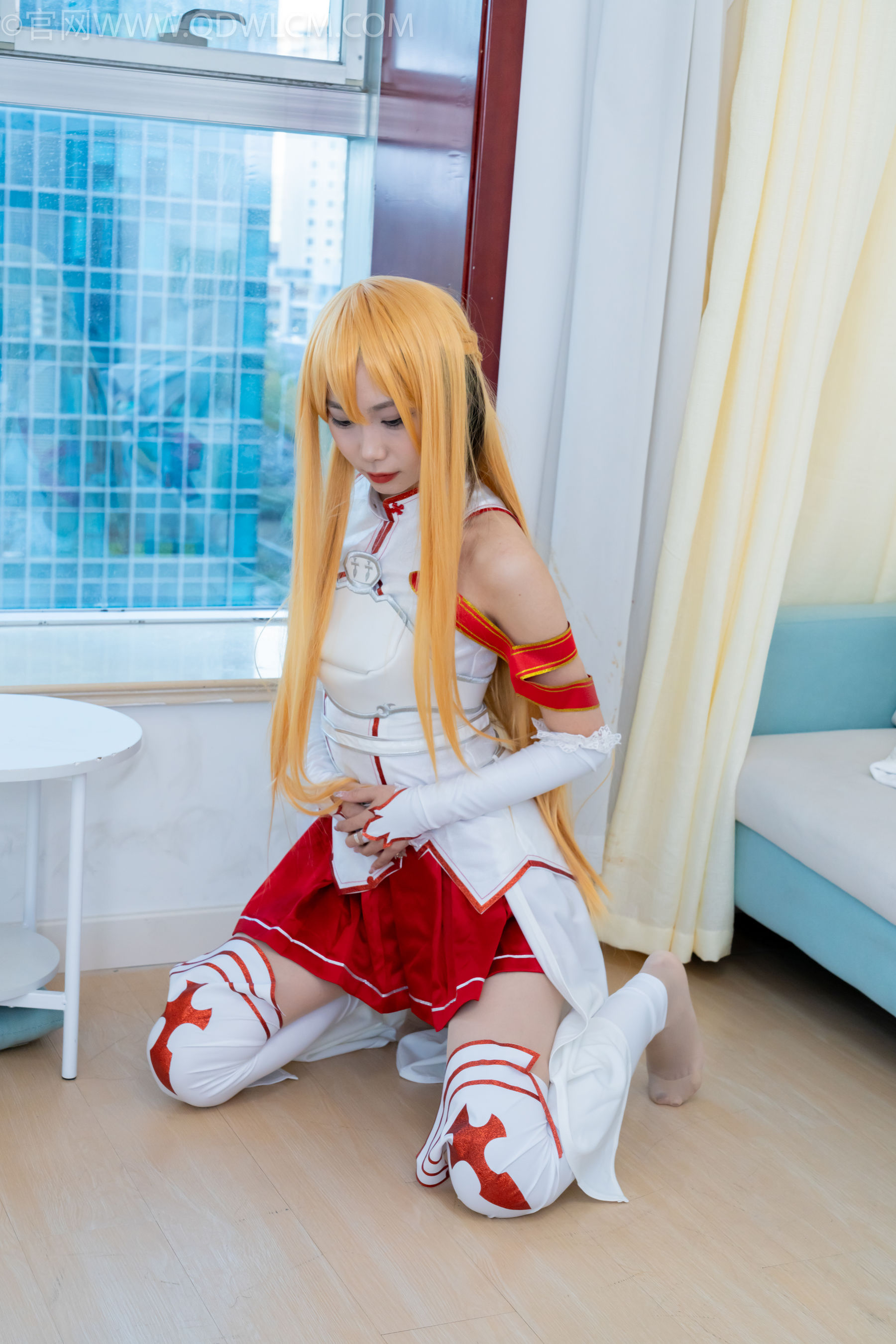 物恋传媒 No.2340 泡泡 - cos亚丝娜、长靴、袜套、薄肉丝/(156P)