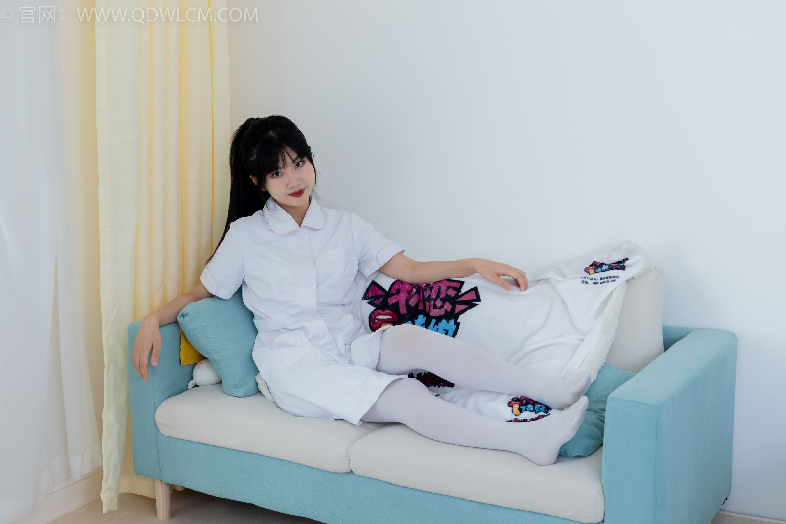 物恋传媒 No.2347 米米 - 板鞋、自然穿脏厚白丝、护士服/(170P)