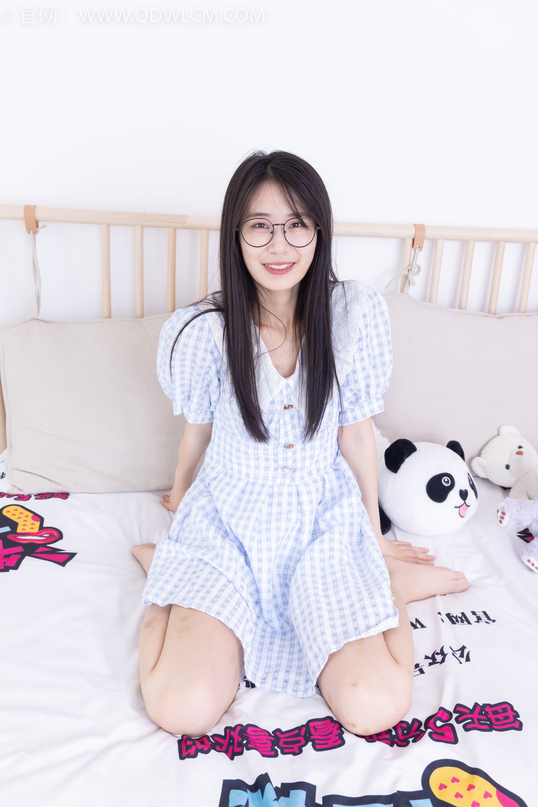 物恋传媒 No.2356 菜菜 - 平底鞋、拖鞋、短肉丝、裸足/(160P)