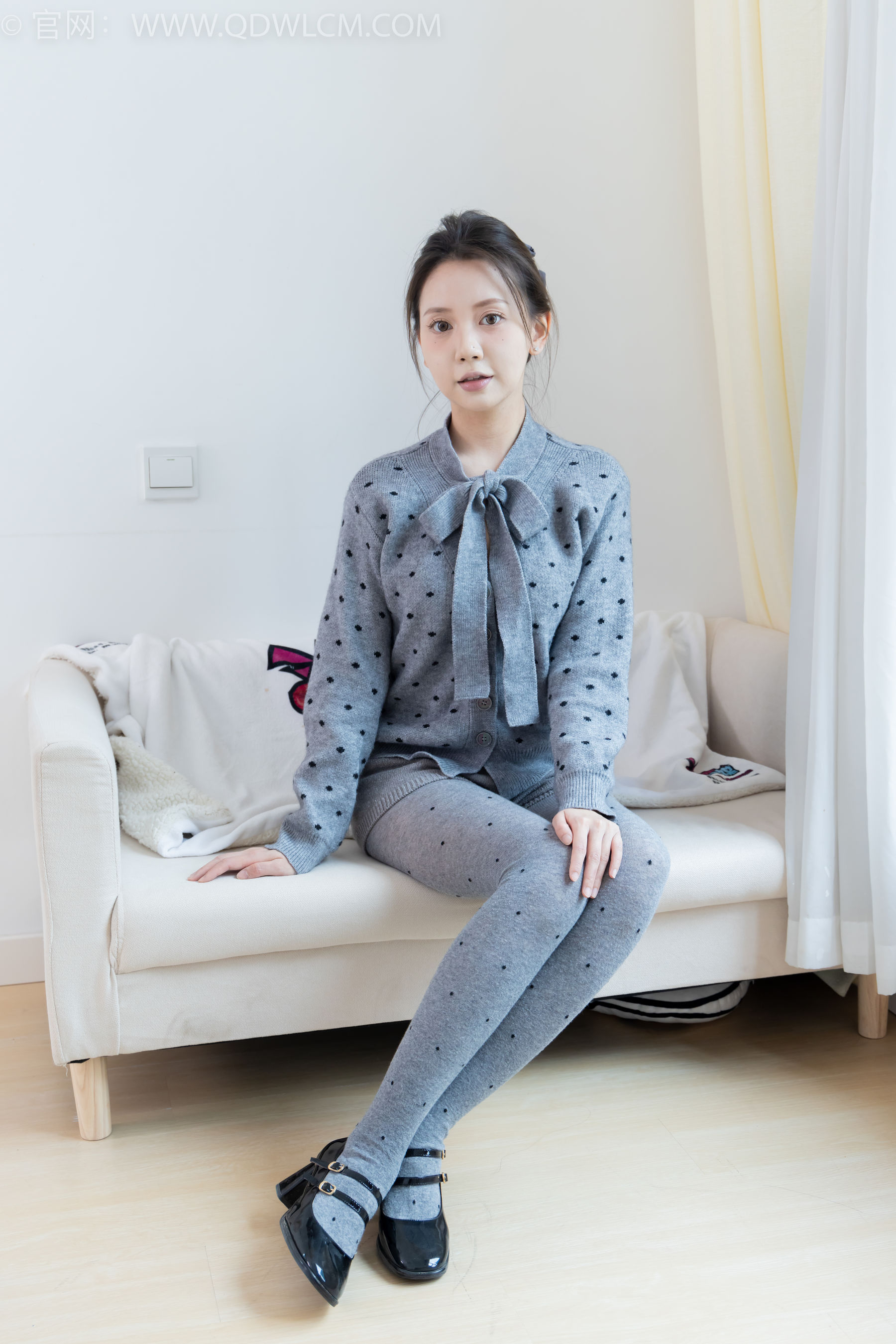 物恋传媒 No.2355 小曦 - 皮鞋、厚灰丝/(160P)