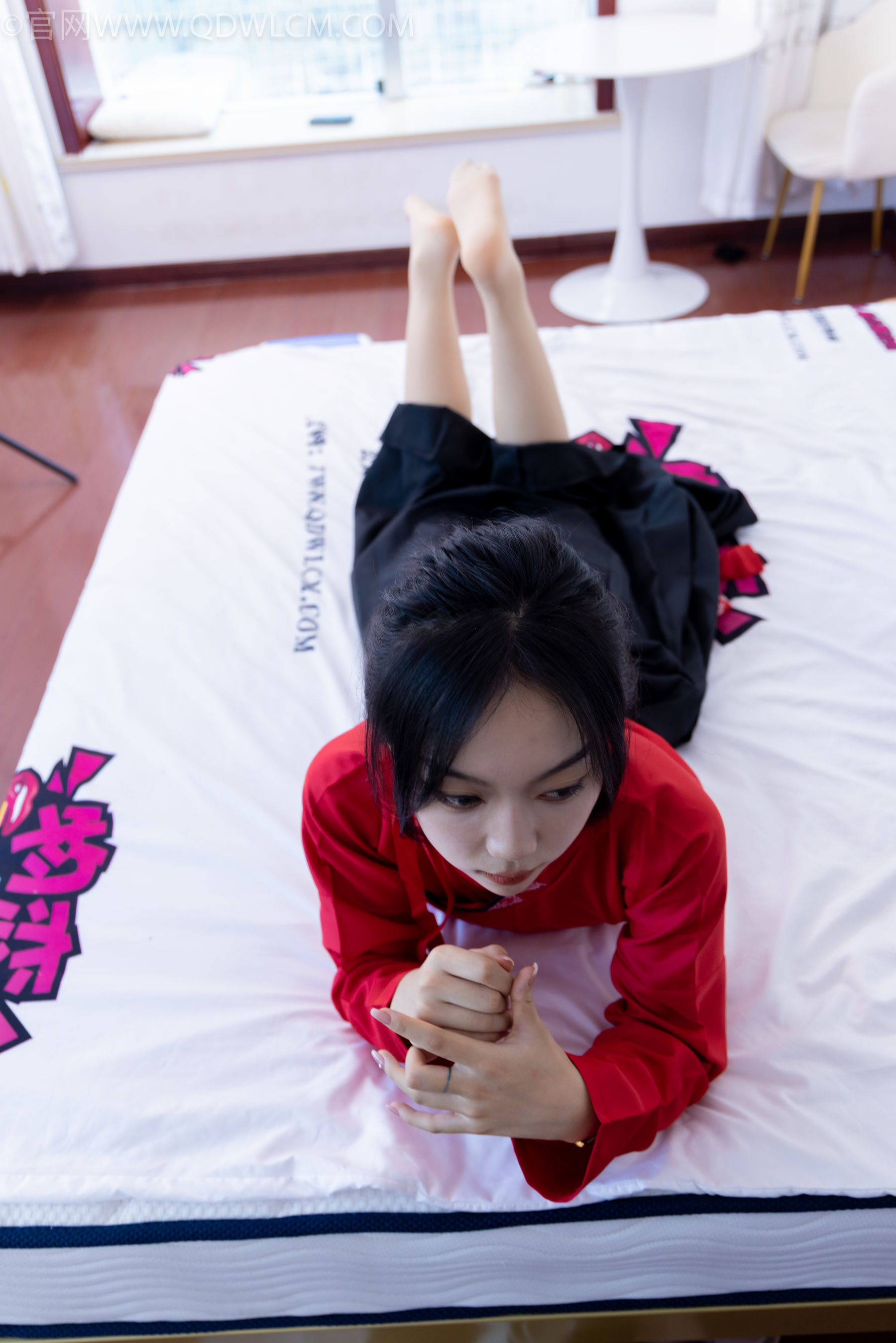 物恋传媒 No.2330 纱纱 - 汉服、皮鞋、白棉袜、薄肉丝/(219P)