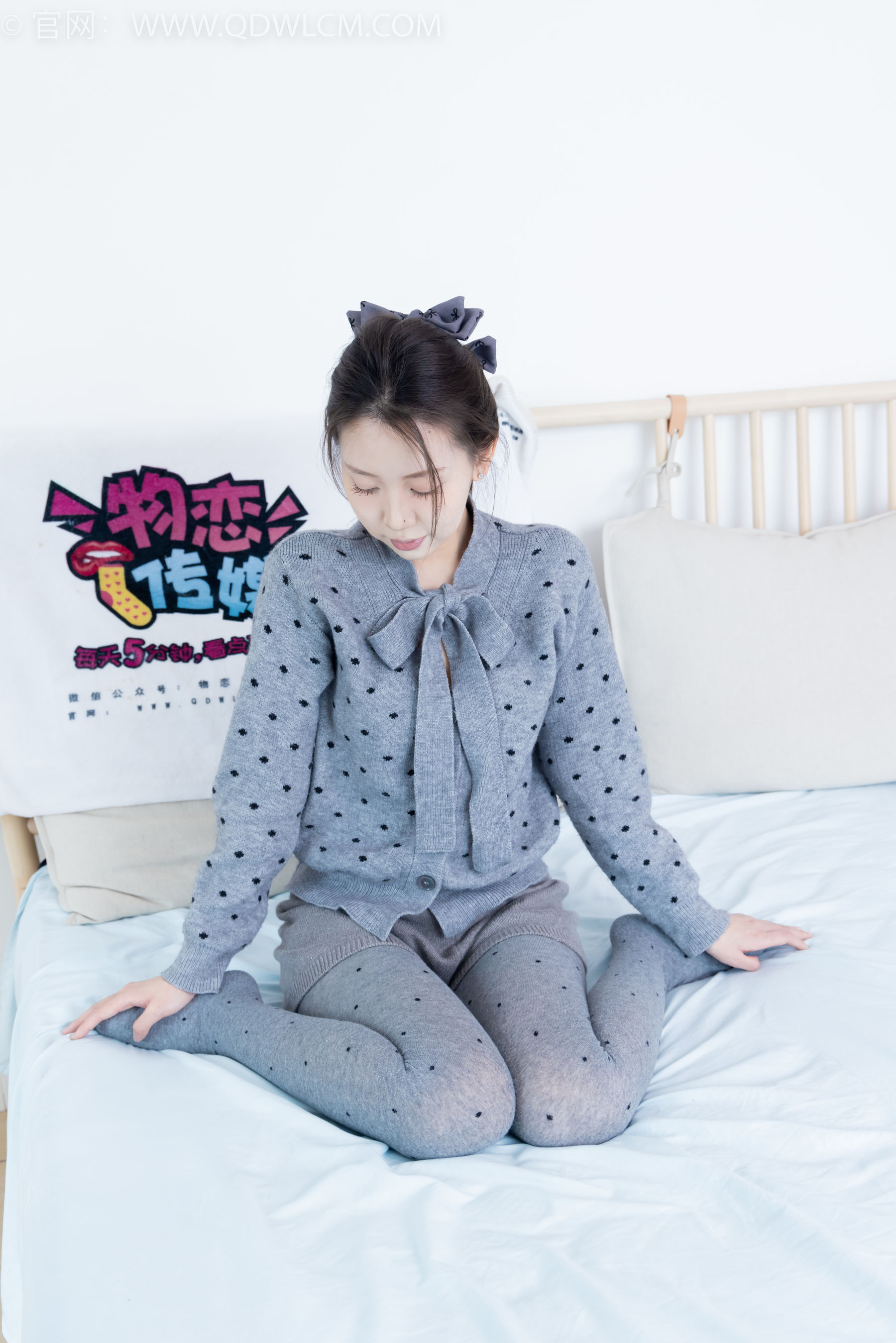 物恋传媒 No.2355 小曦 - 皮鞋、厚灰丝/(160P)