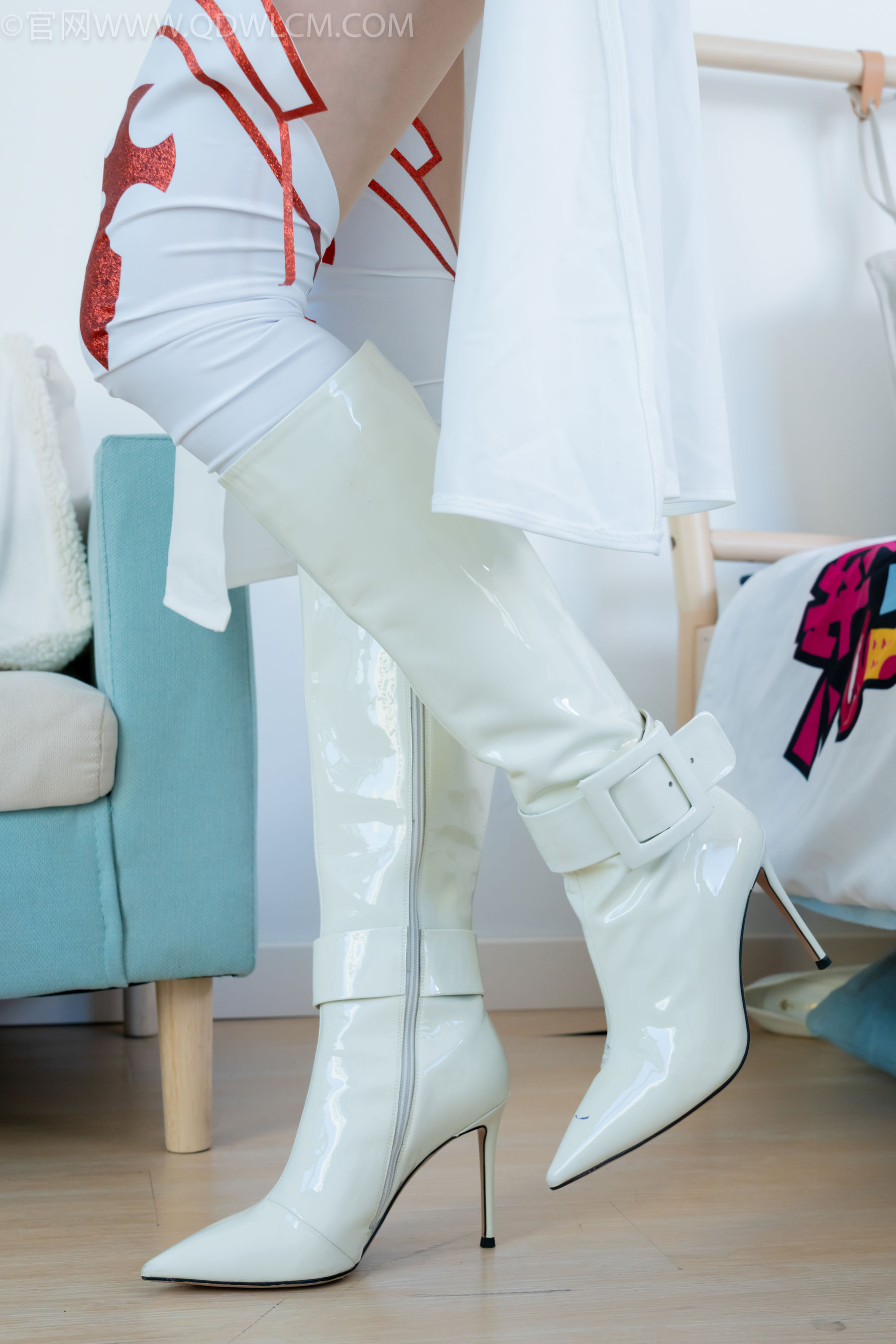 物恋传媒 No.2340 泡泡 - cos亚丝娜、长靴、袜套、薄肉丝/(156P)