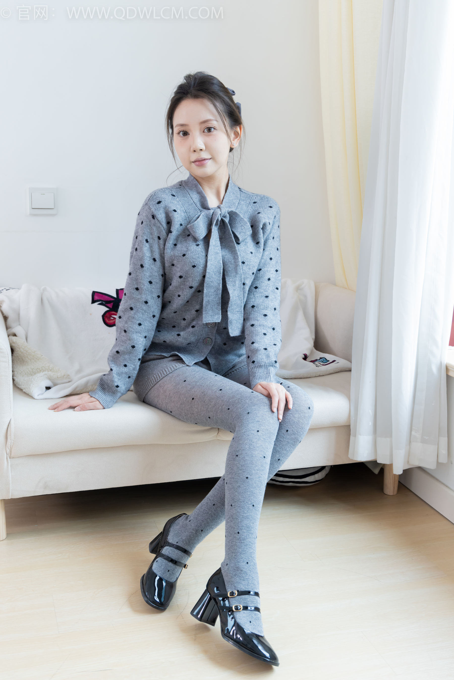 物恋传媒 No.2355 小曦 - 皮鞋、厚灰丝/(160P)