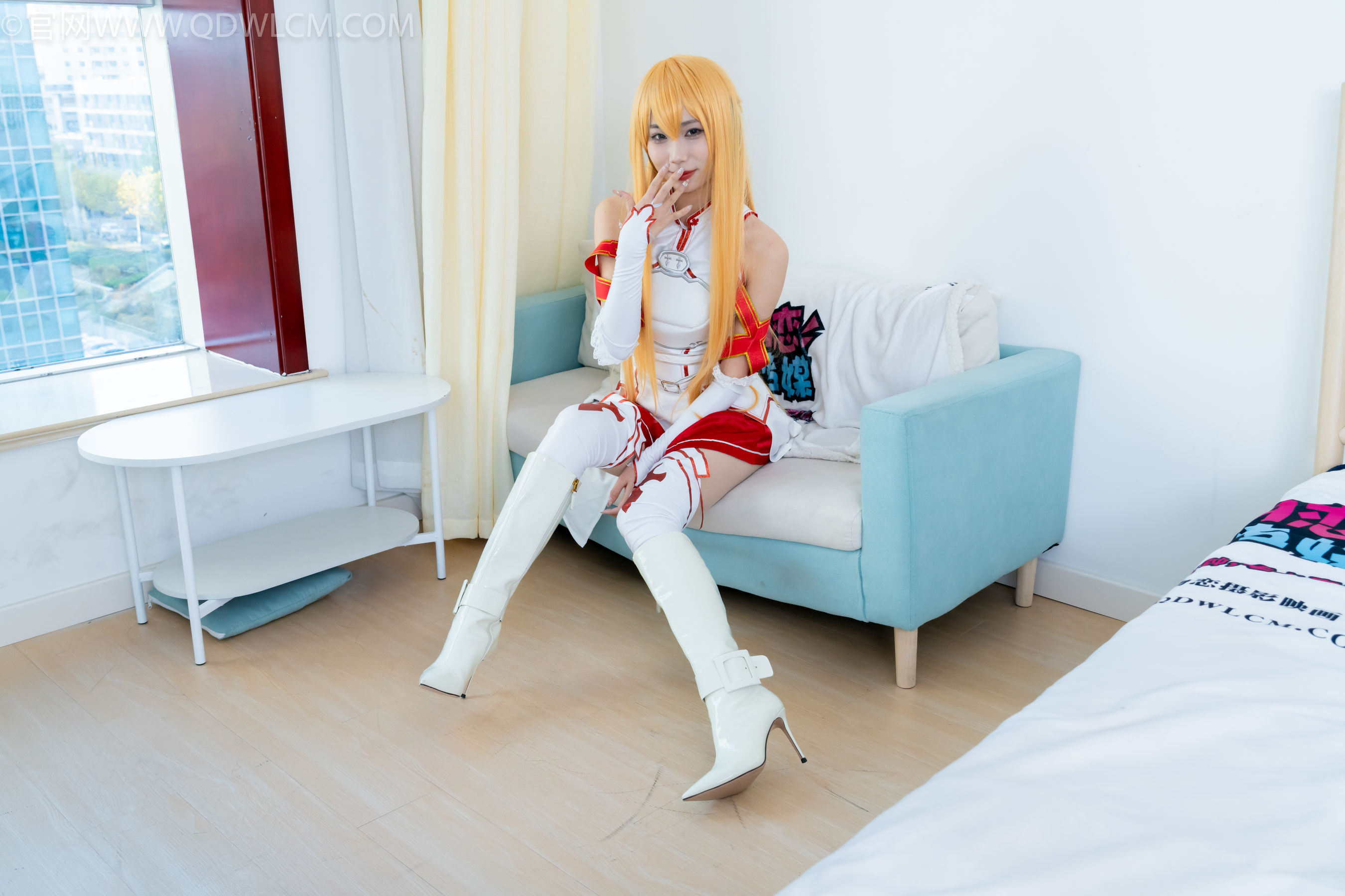 物恋传媒 No.2340 泡泡 - cos亚丝娜、长靴、袜套、薄肉丝/(156P)