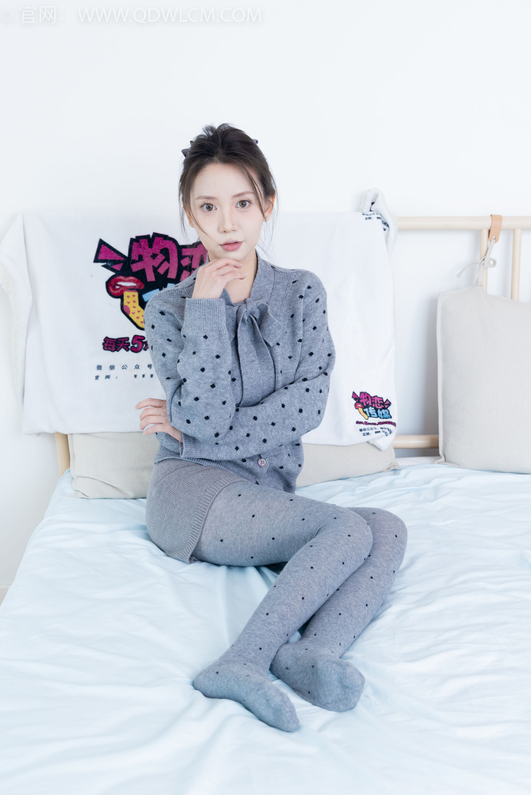 物恋传媒 No.2355 小曦 - 皮鞋、厚灰丝/(160P)