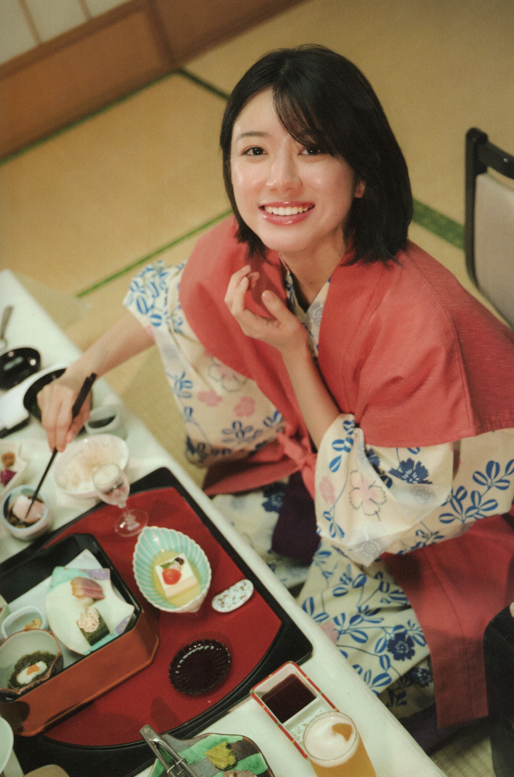 大西桃香 - 桃の眺め方/(119P)