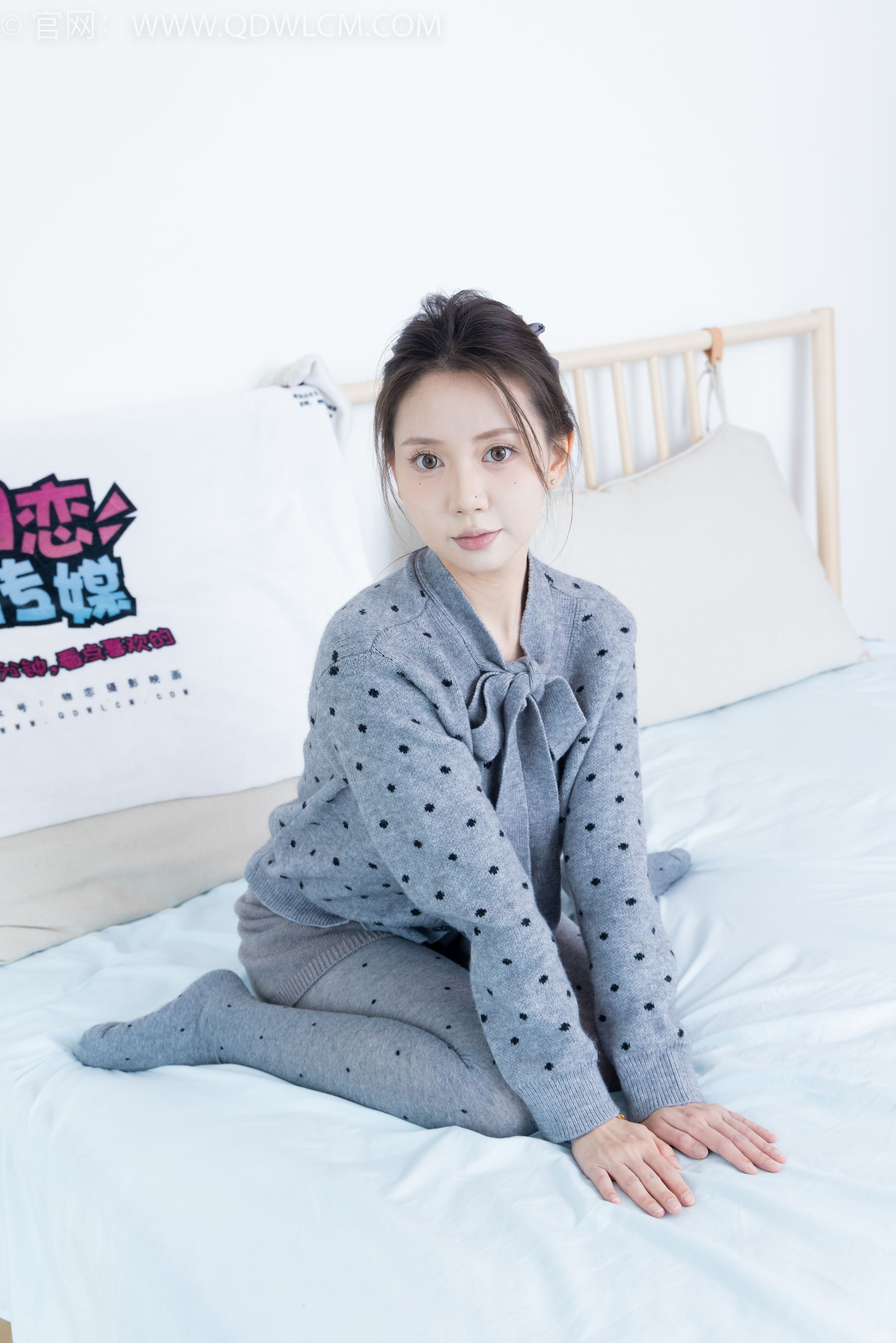 物恋传媒 No.2355 小曦 - 皮鞋、厚灰丝/(160P)