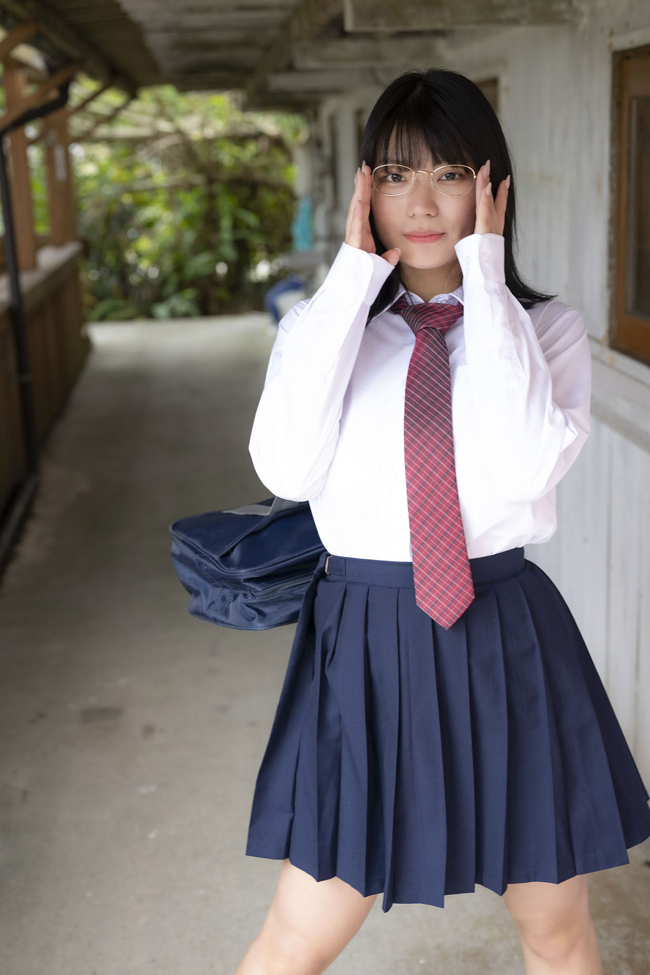 大葉めも - 大きすぎる/(61P)