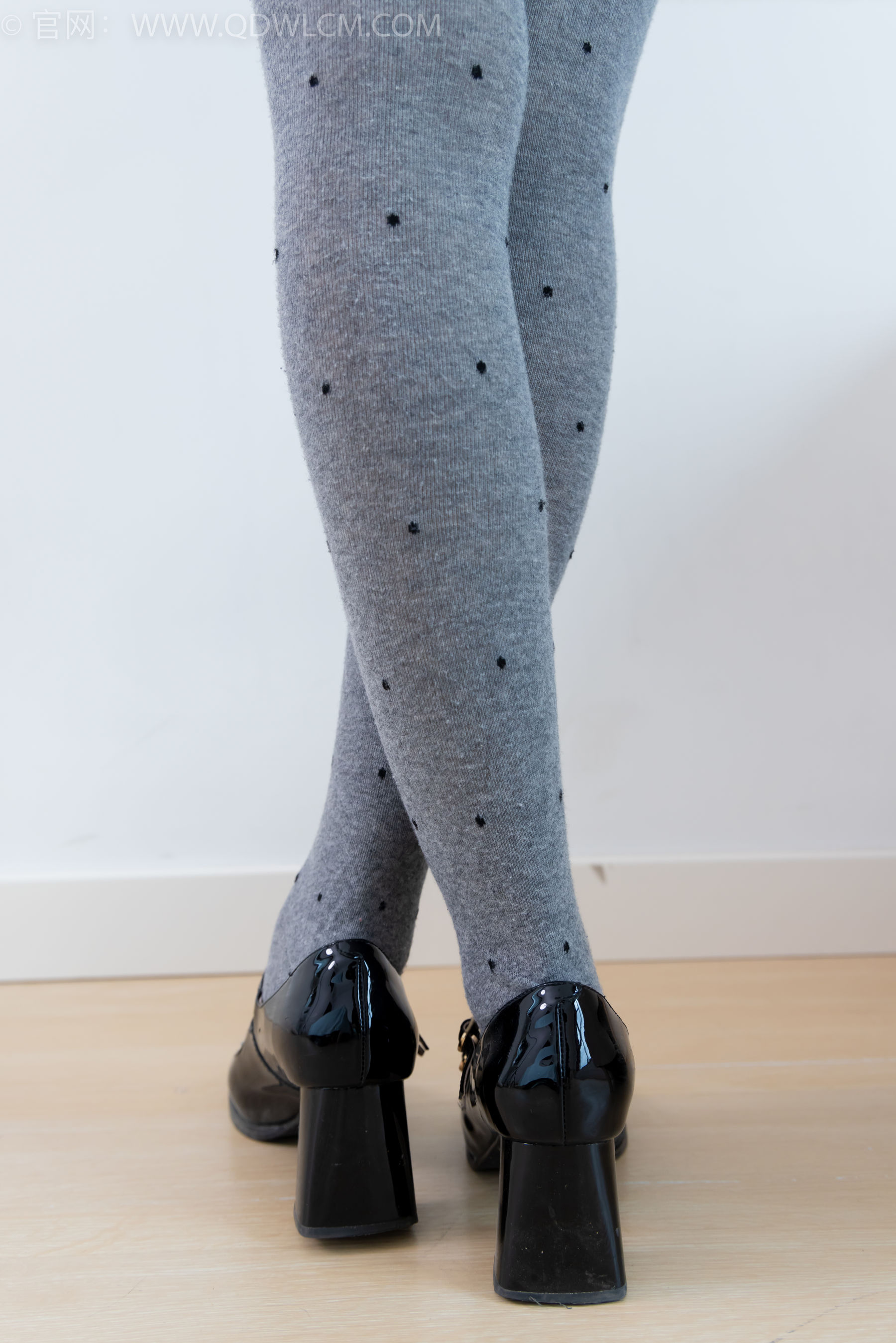 物恋传媒 No.2355 小曦 - 皮鞋、厚灰丝/(160P)