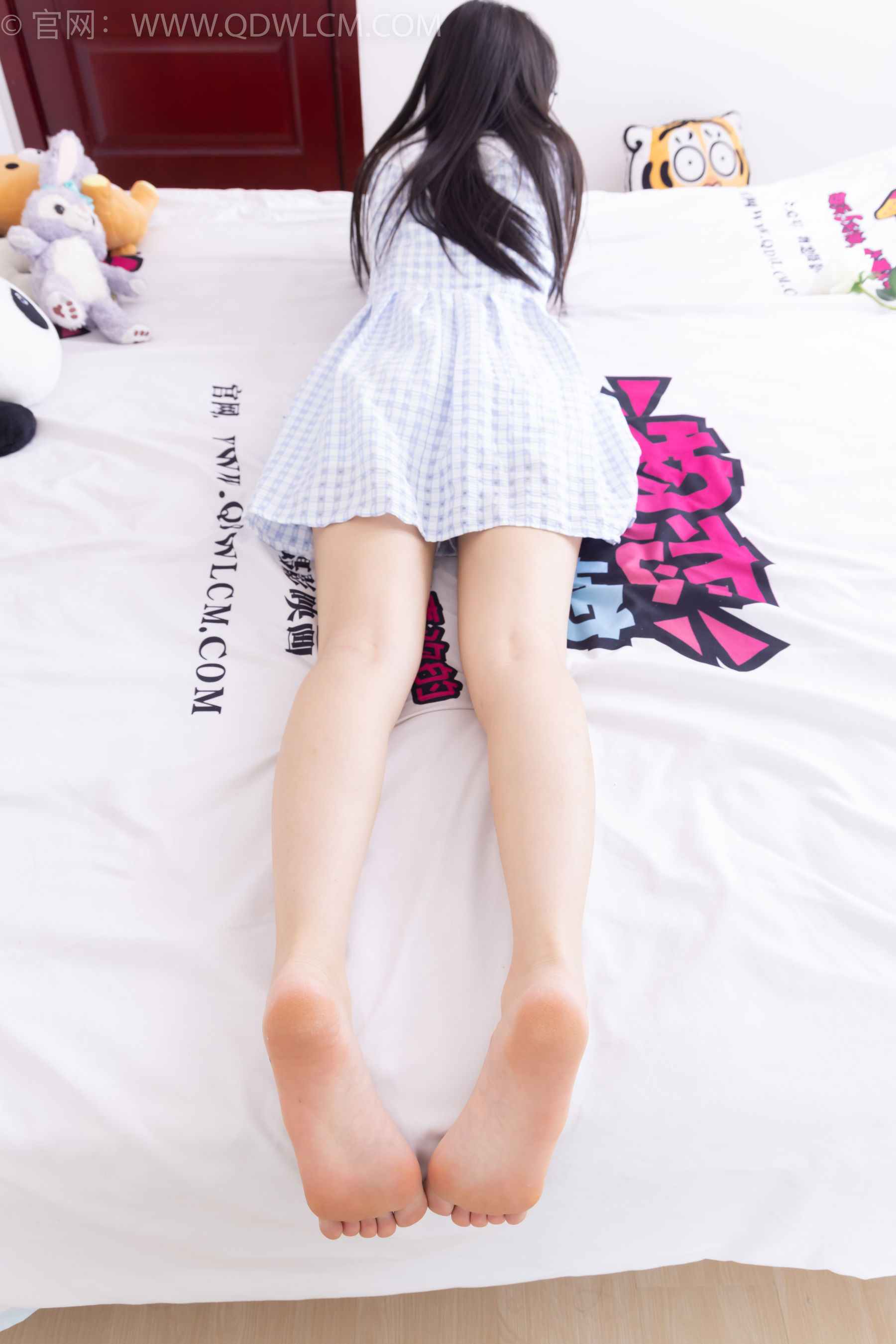 物恋传媒 No.2356 菜菜 - 平底鞋、拖鞋、短肉丝、裸足/(160P)