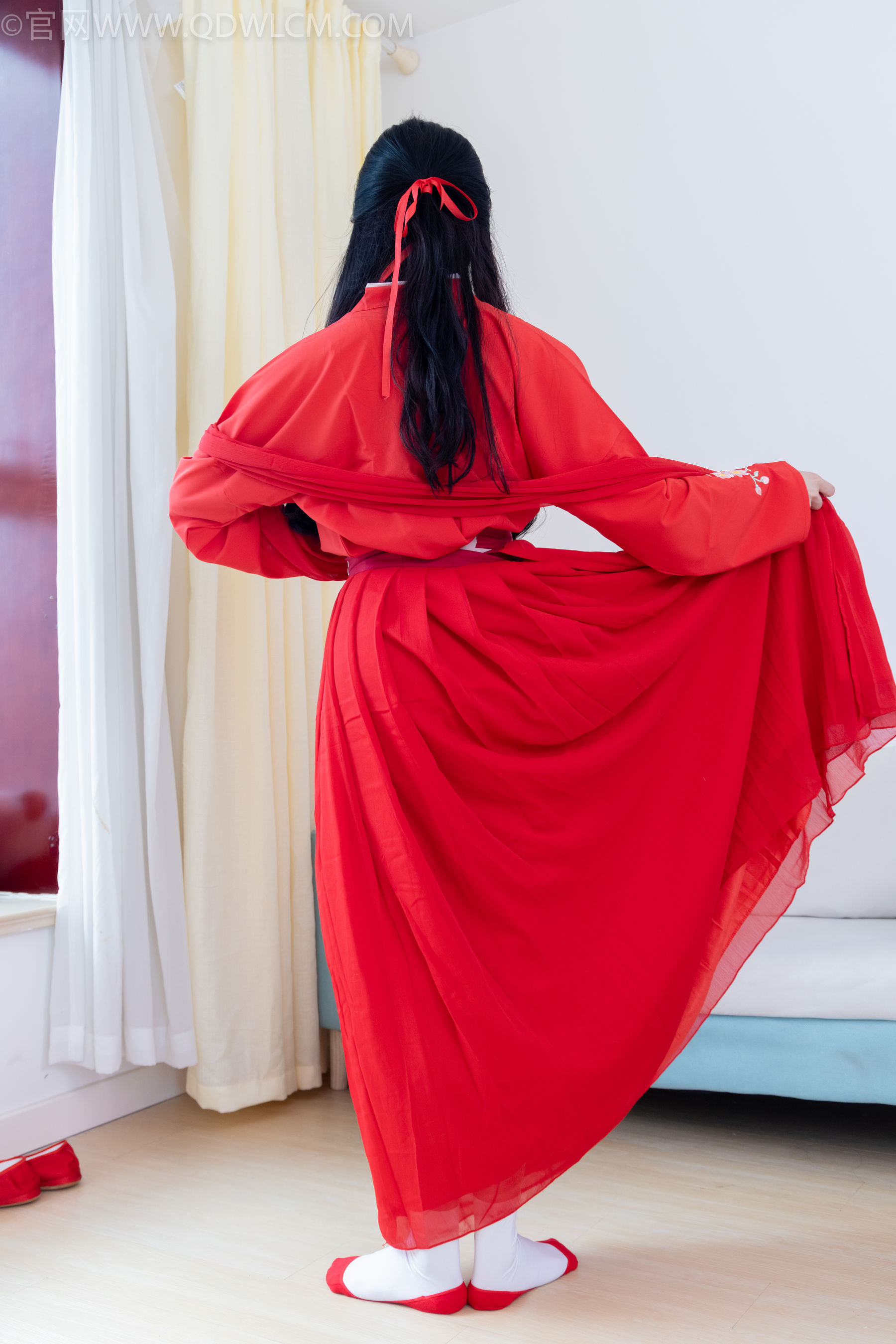 物恋传媒 No.2328 绒绒 - 汉服、布鞋、白棉袜、红色船袜/(174P)