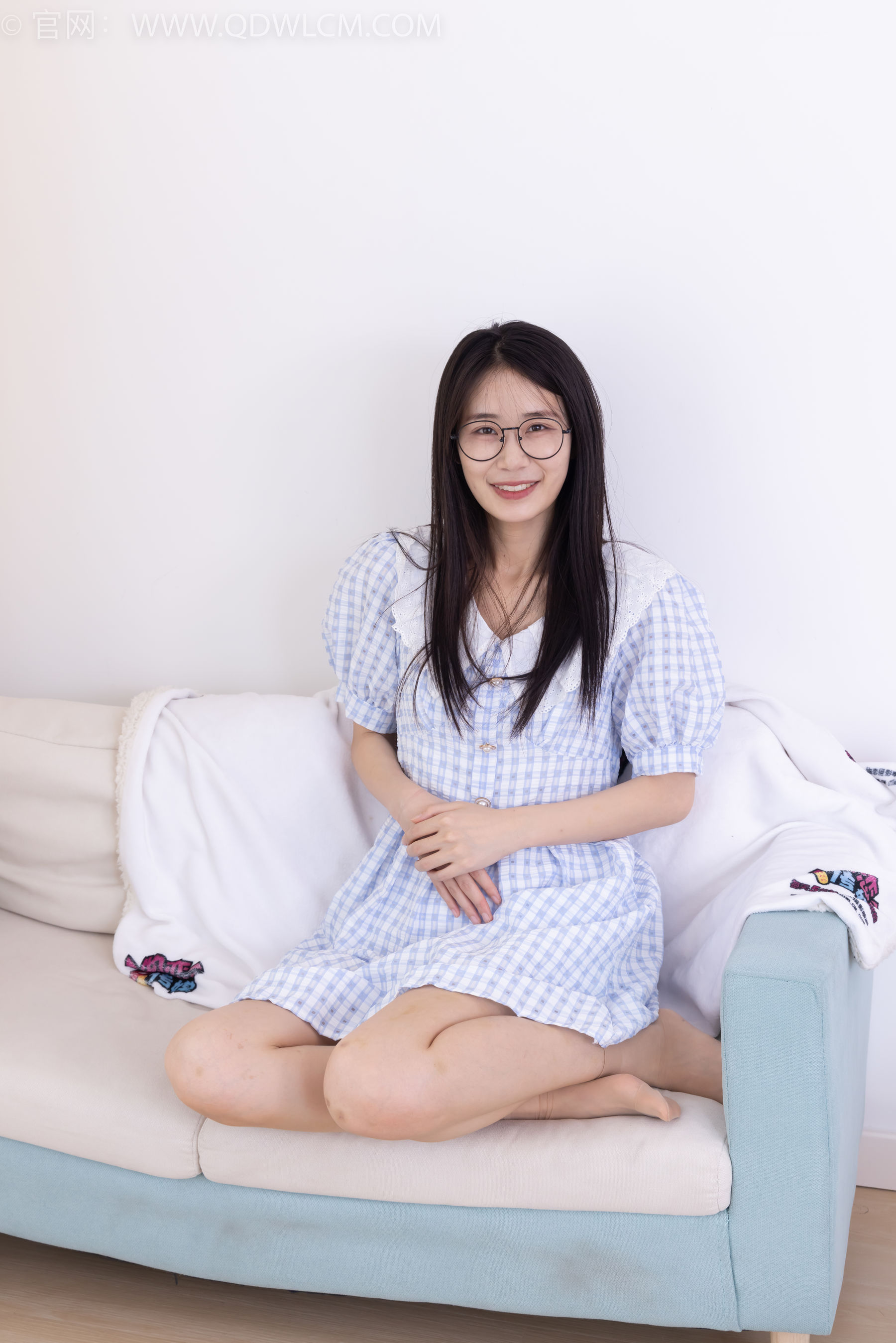 物恋传媒 No.2356 菜菜 - 平底鞋、拖鞋、短肉丝、裸足/(160P)