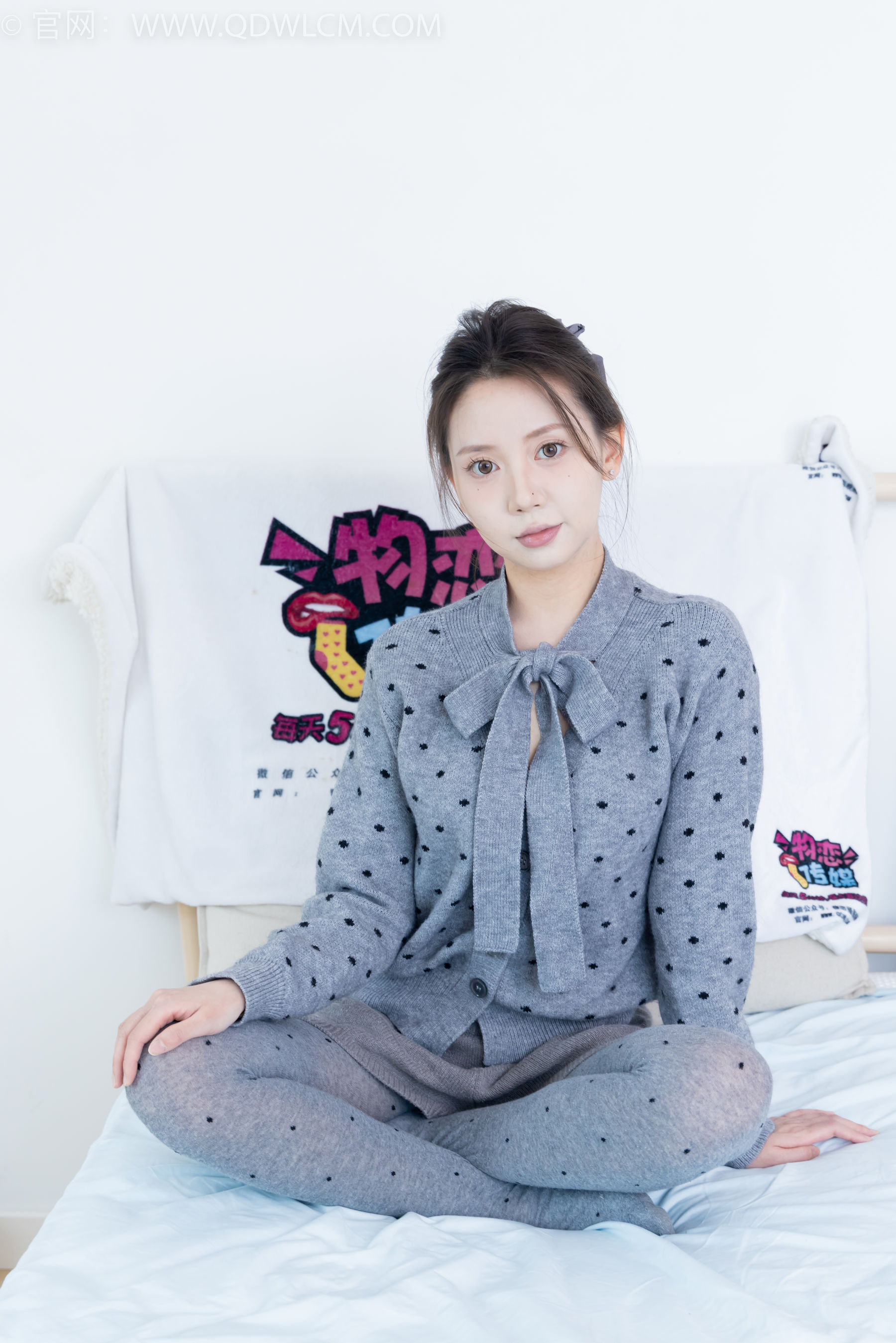 物恋传媒 No.2355 小曦 - 皮鞋、厚灰丝/(160P)