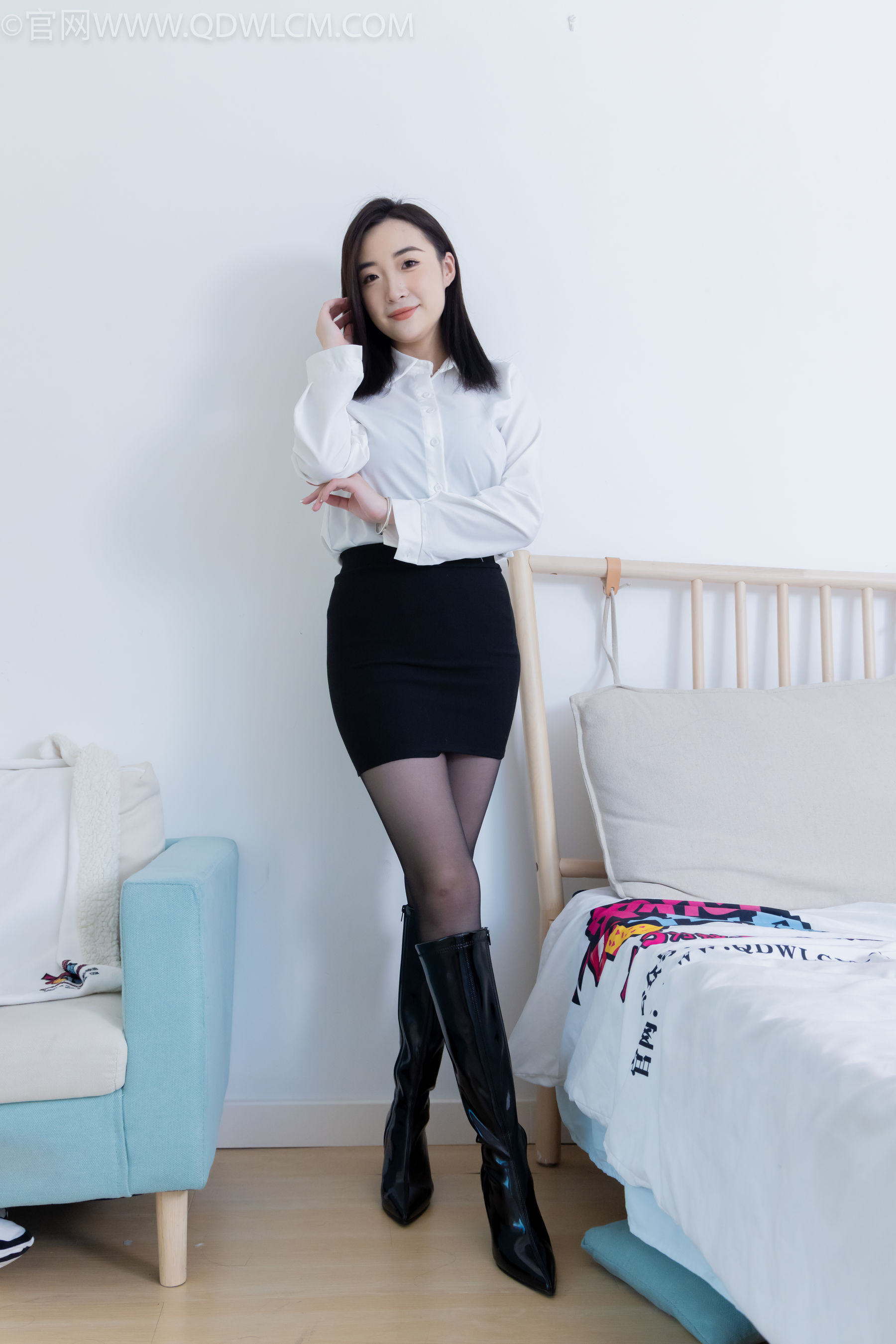 物恋传媒 No.2333 恬恬 - 长靴、薄黑丝、长靴/(236P)