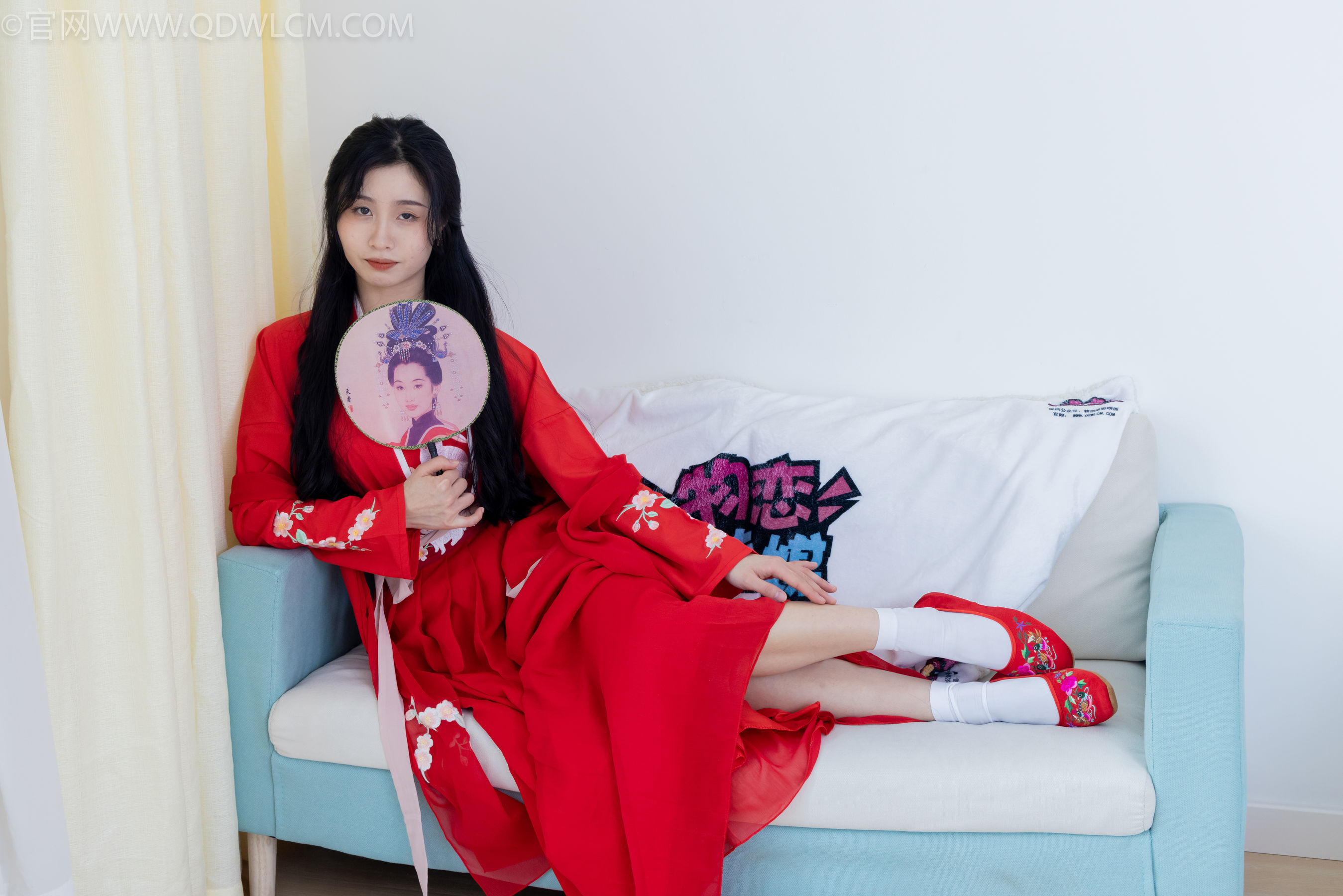 物恋传媒 No.2328 绒绒 - 汉服、布鞋、白棉袜、红色船袜/(174P)