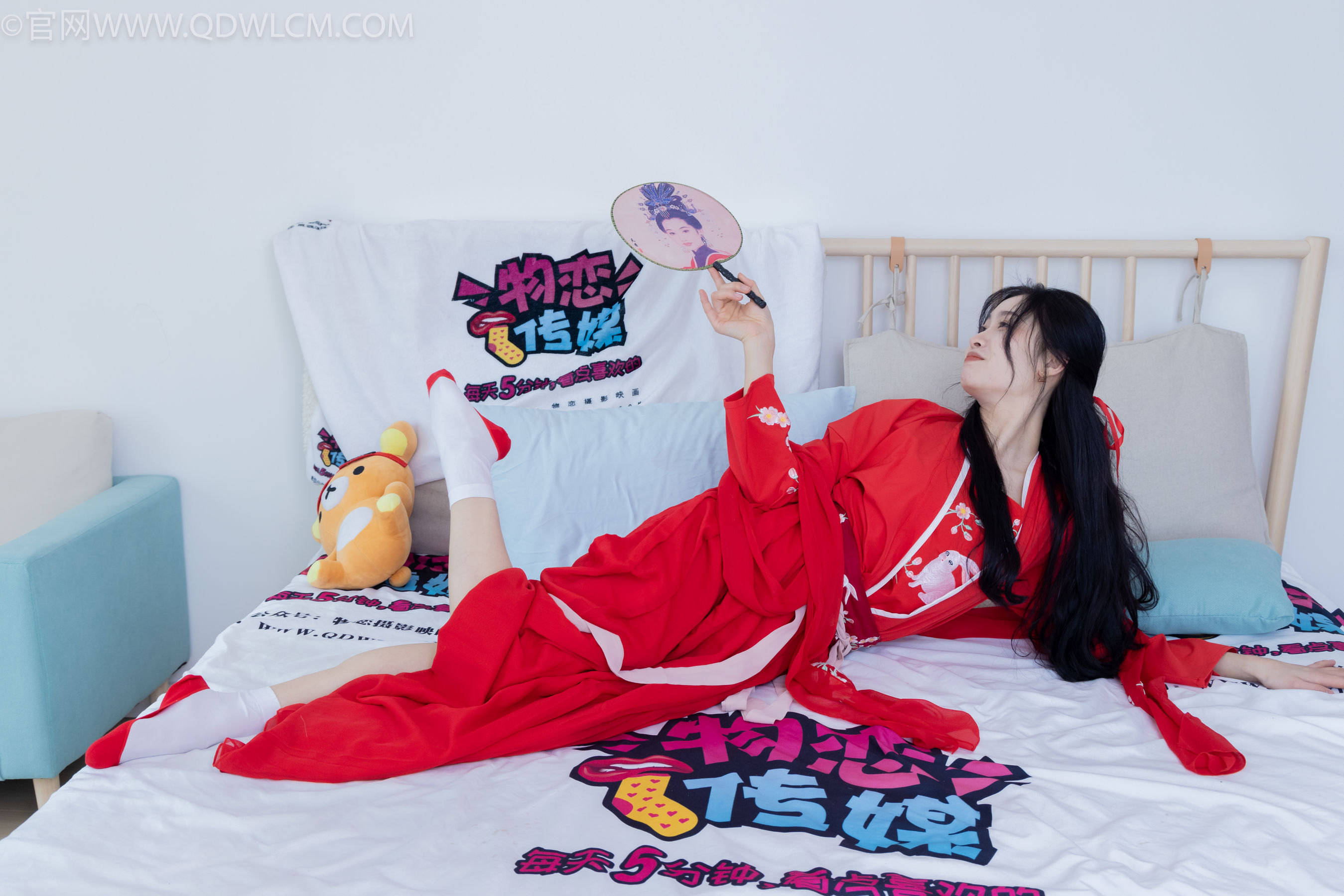 物恋传媒 No.2328 绒绒 - 汉服、布鞋、白棉袜、红色船袜/(174P)