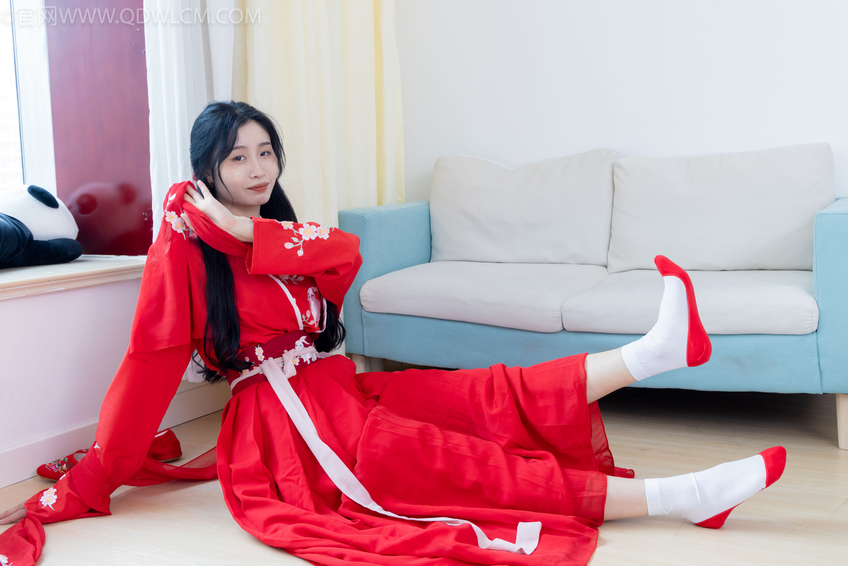 物恋传媒 No.2328 绒绒 - 汉服、布鞋、白棉袜、红色船袜/(174P)