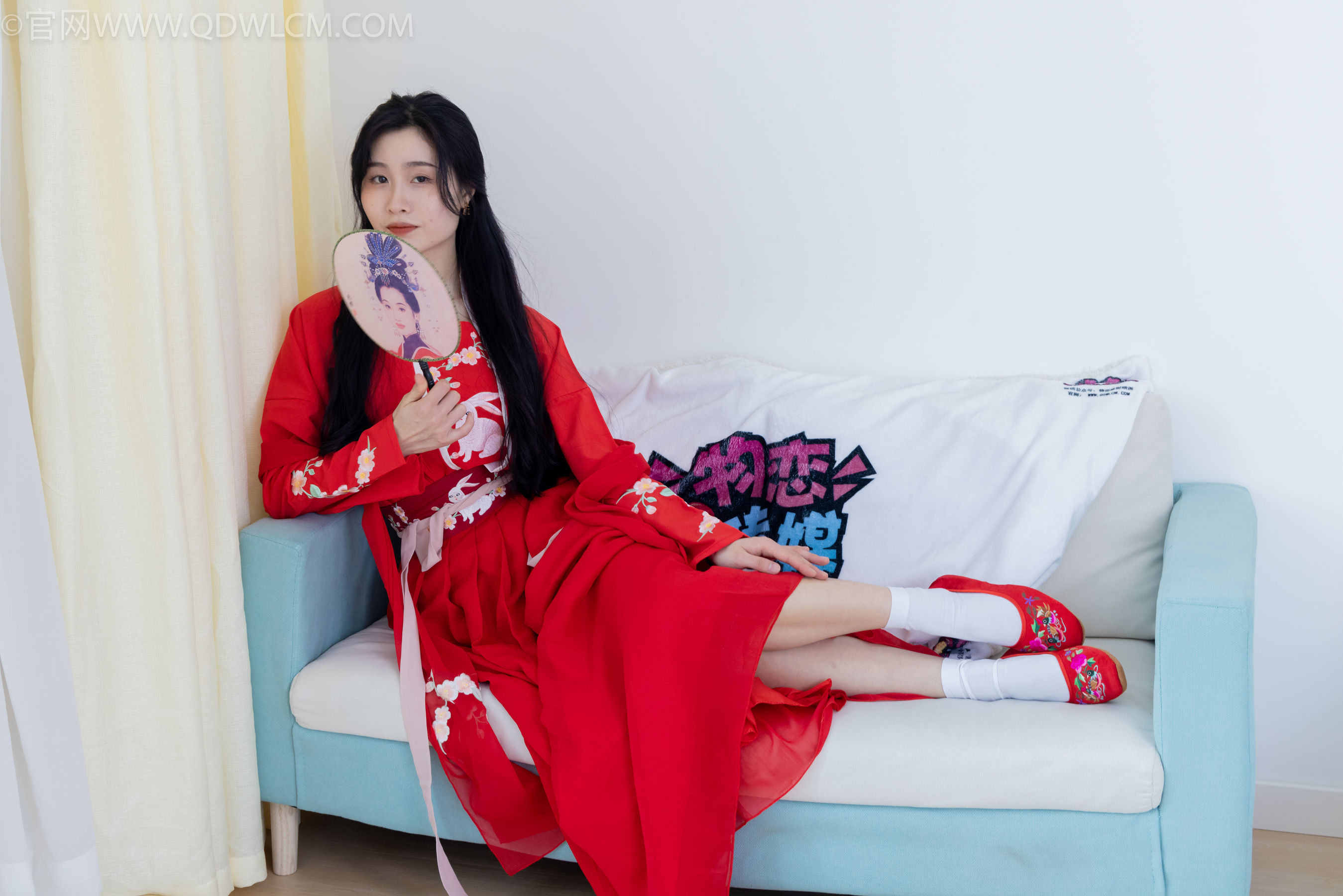 物恋传媒 No.2328 绒绒 - 汉服、布鞋、白棉袜、红色船袜/(174P)