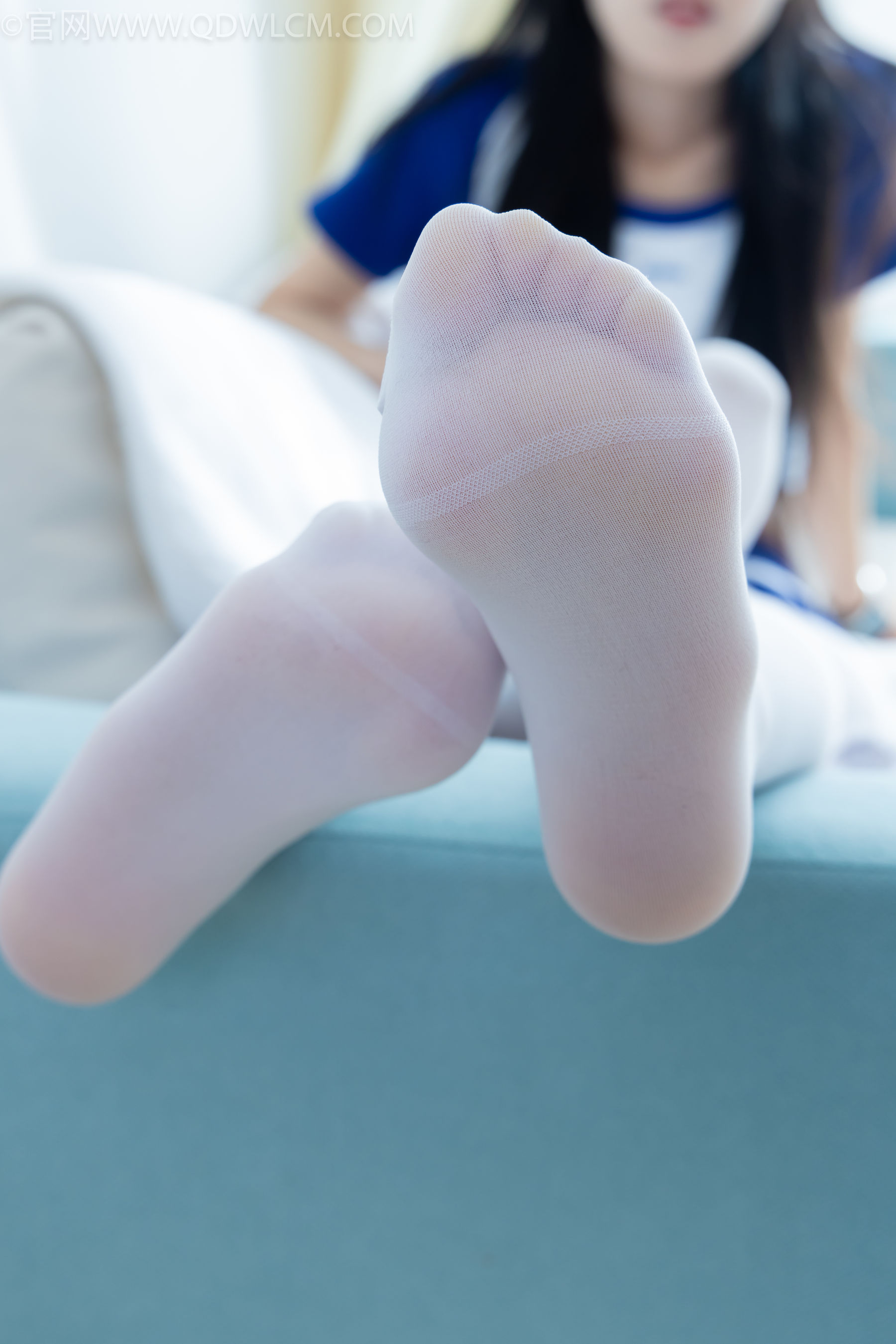 物恋传媒 No.2334 嘉木 - 运动鞋、厚白丝、裸足、裸足/(242P)