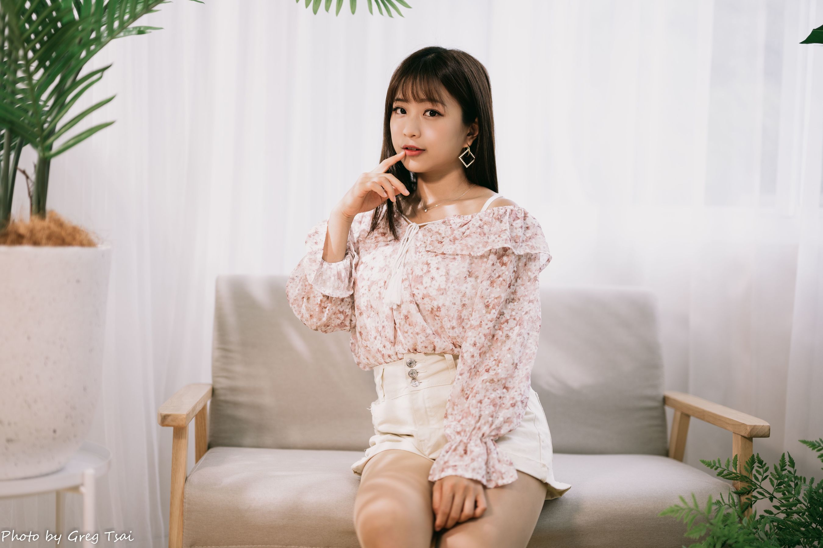 小栗 - 居家肉丝棚拍/(83P)