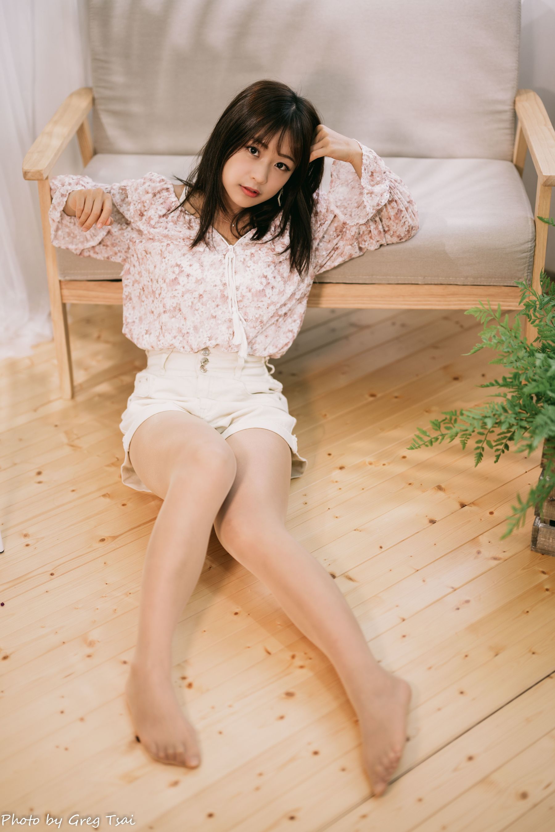 小栗 - 居家肉丝棚拍/(83P)