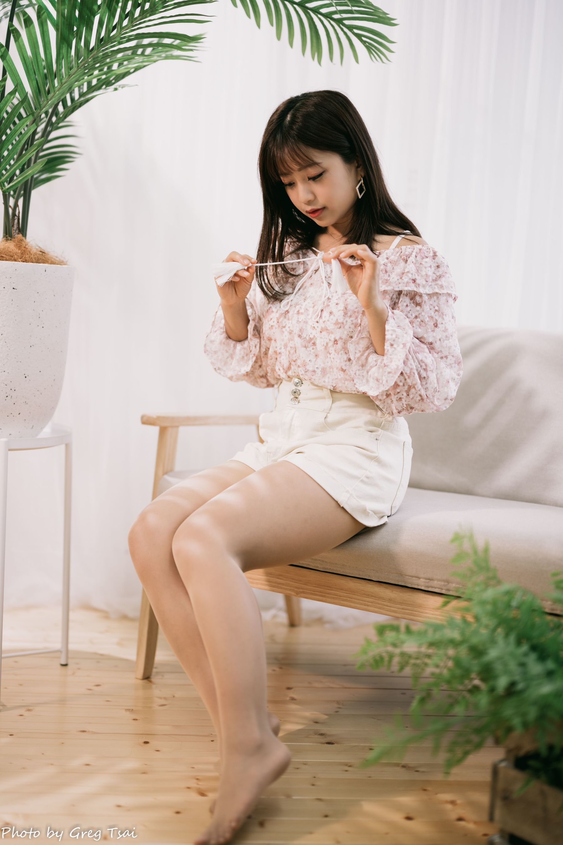 小栗 - 居家肉丝棚拍/(83P)