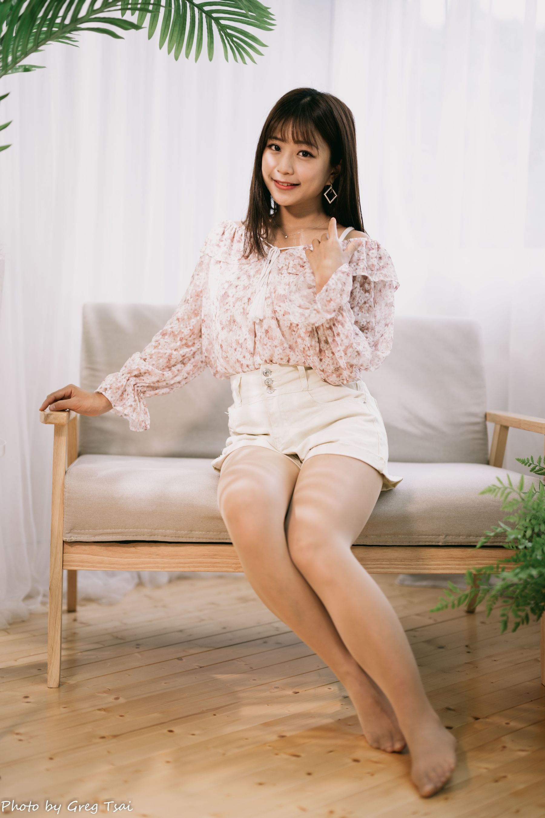 小栗 - 居家肉丝棚拍/(83P)