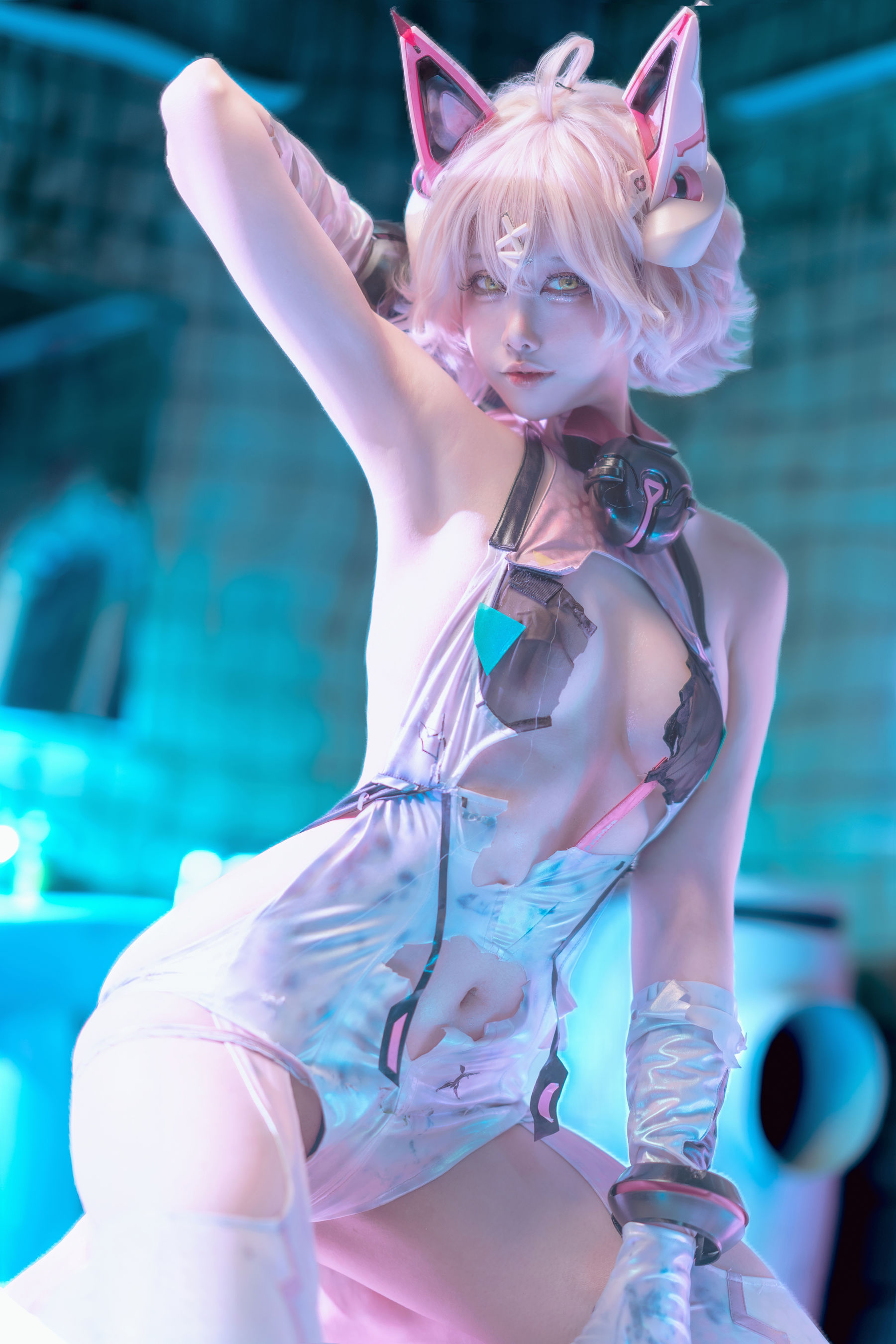 安食Ajiki - 交错战线 绯猁/(31P)