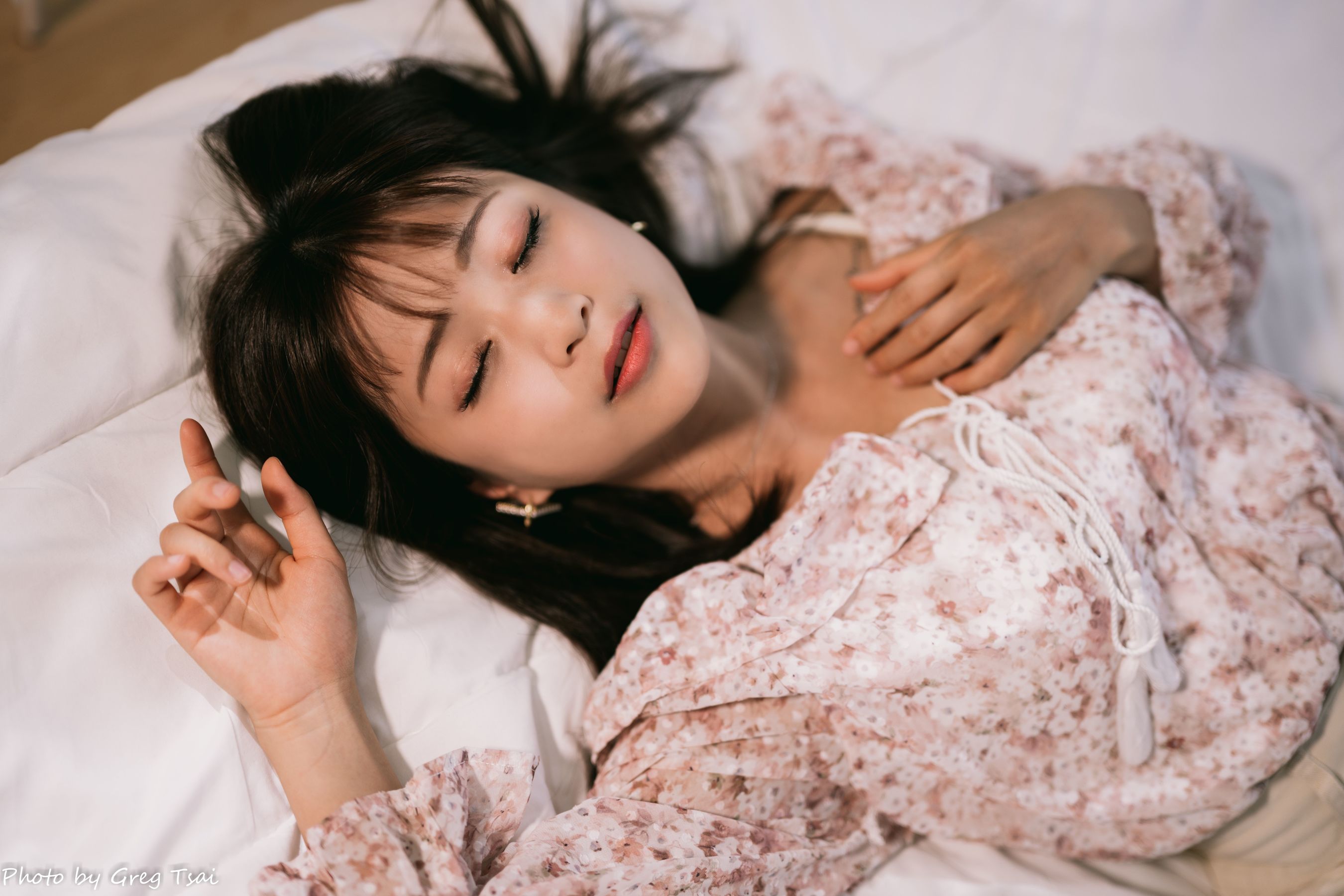 小栗 - 居家肉丝棚拍/(83P)