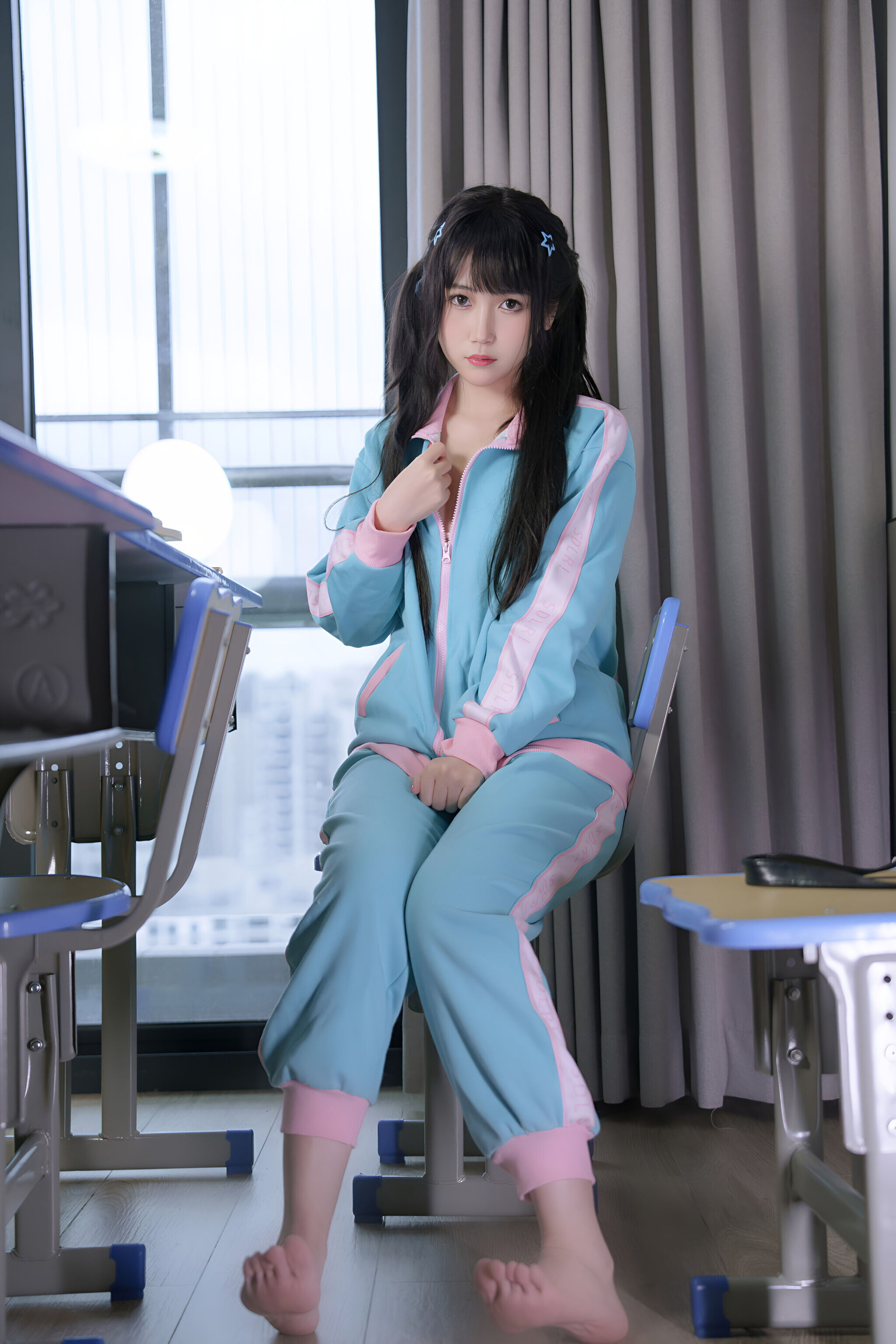 微博人气Coser不呆猫 - 涂油教室实习生/(76P)