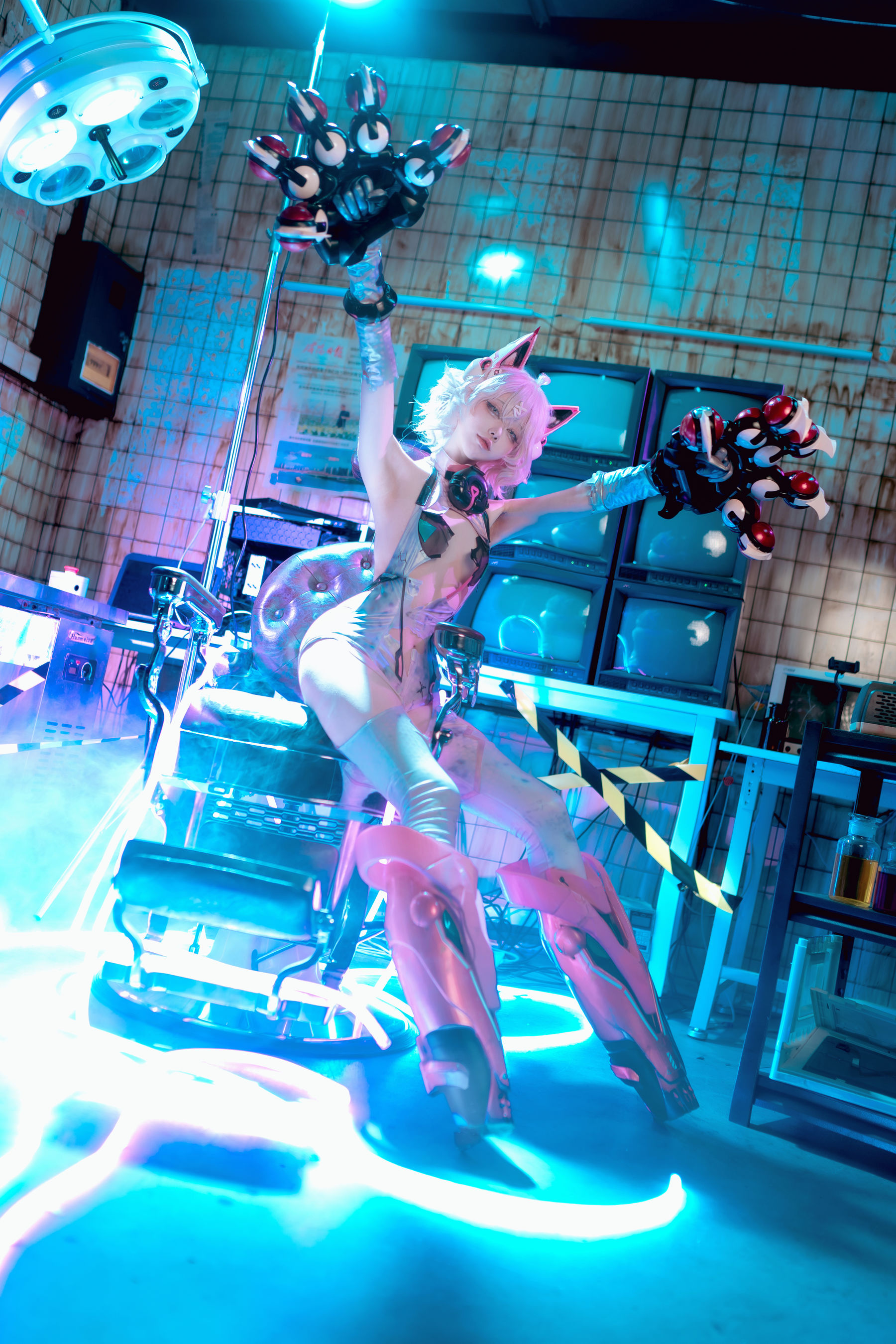 安食Ajiki - 交错战线 绯猁/(31P)