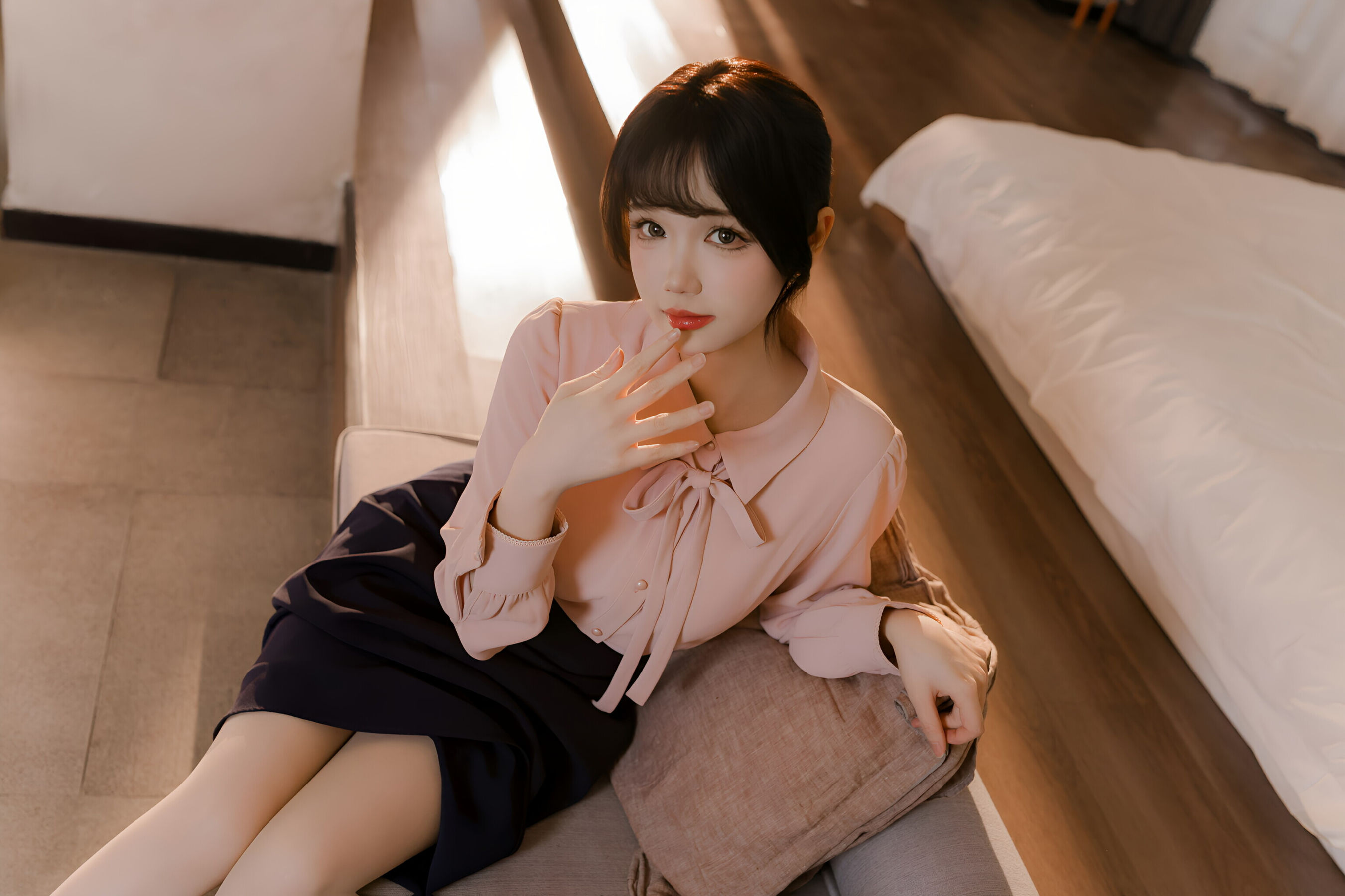 动漫博主雪晴Astra - 肉丝通勤OL/(71P)