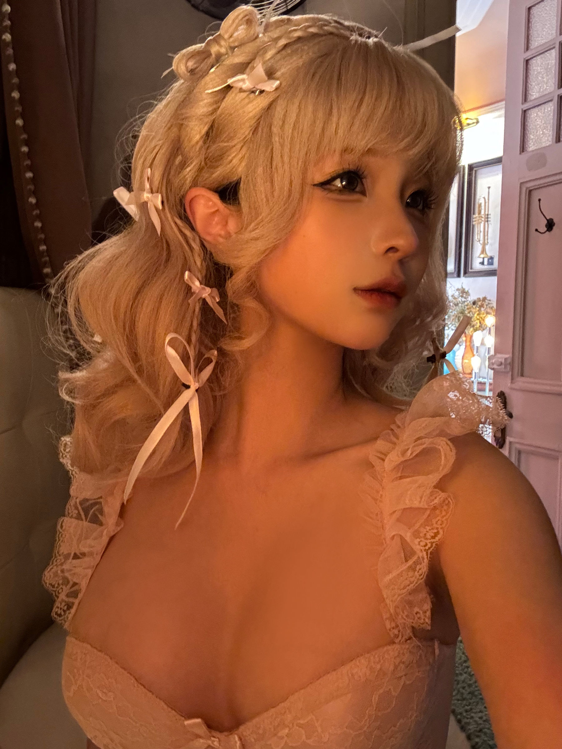 动漫博主蠢沫沫 - 金发蝴蝶结/(94P)