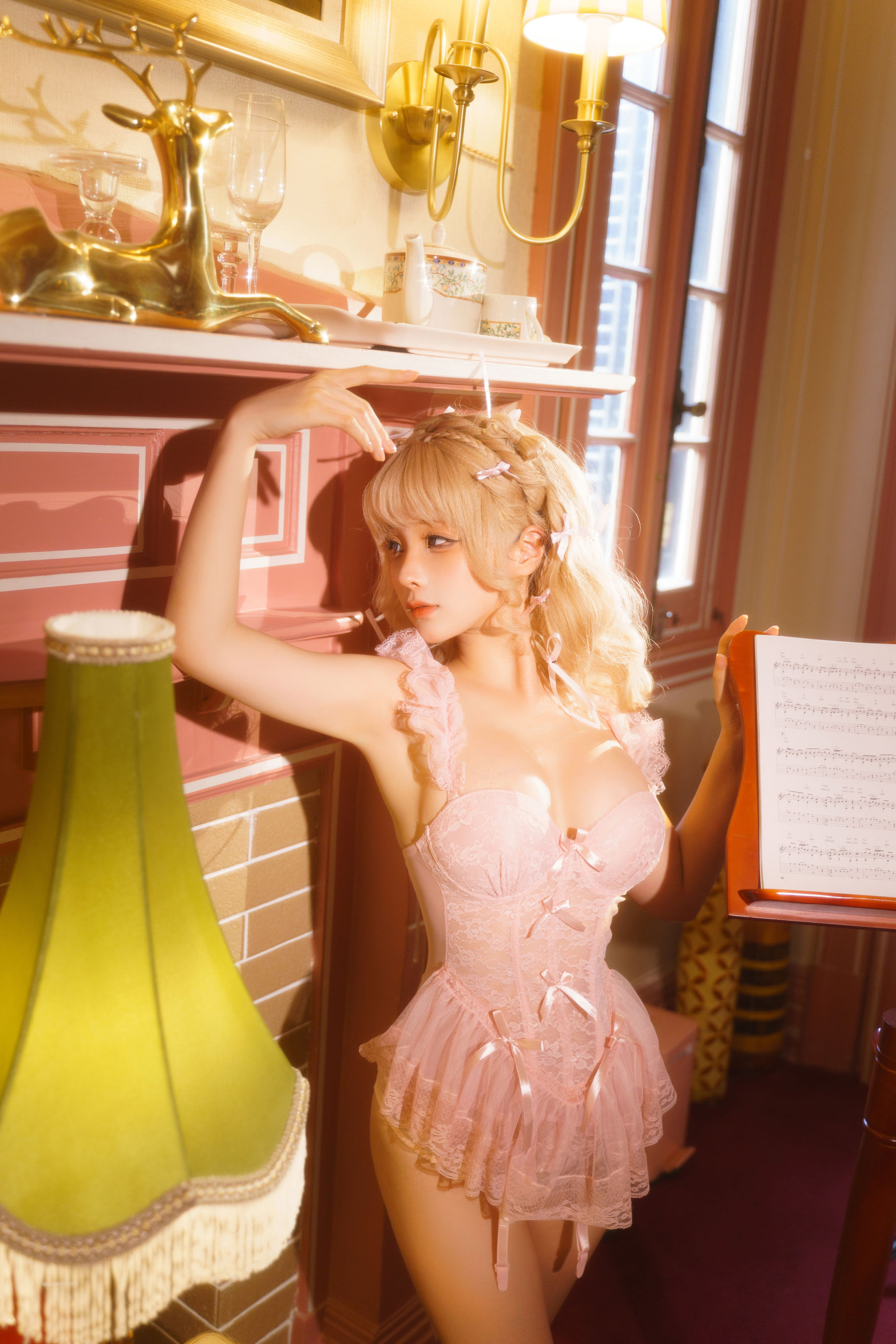 动漫博主蠢沫沫 - 金发蝴蝶结/(94P)